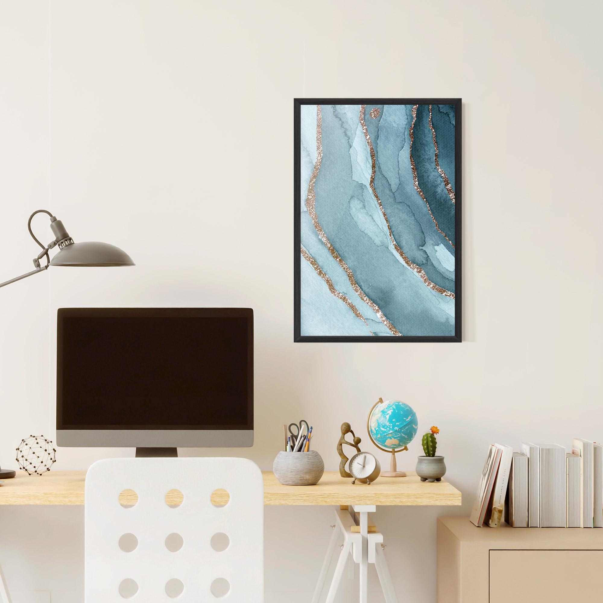 Рамкиран постер Blue Golden Glitter mockup 6