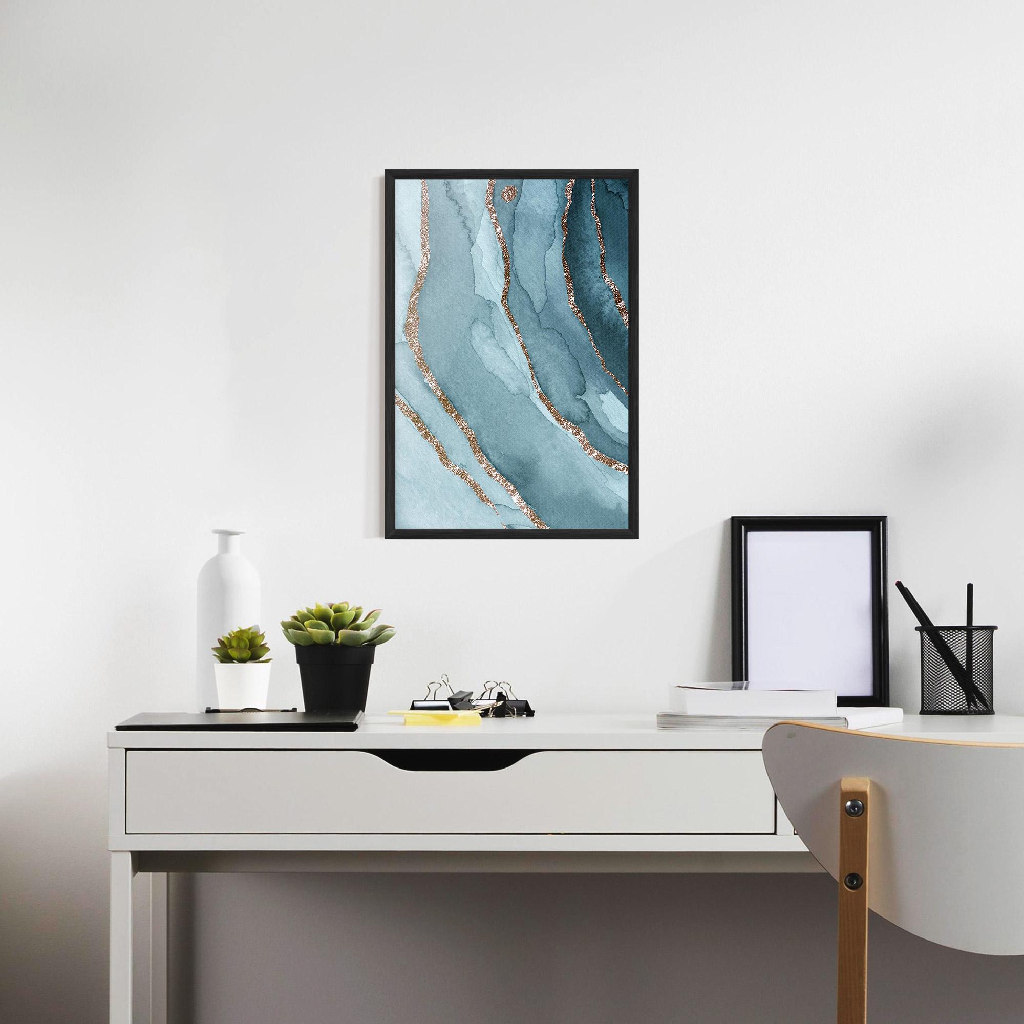 Рамкиран постер Blue Golden Glitter mockup 7