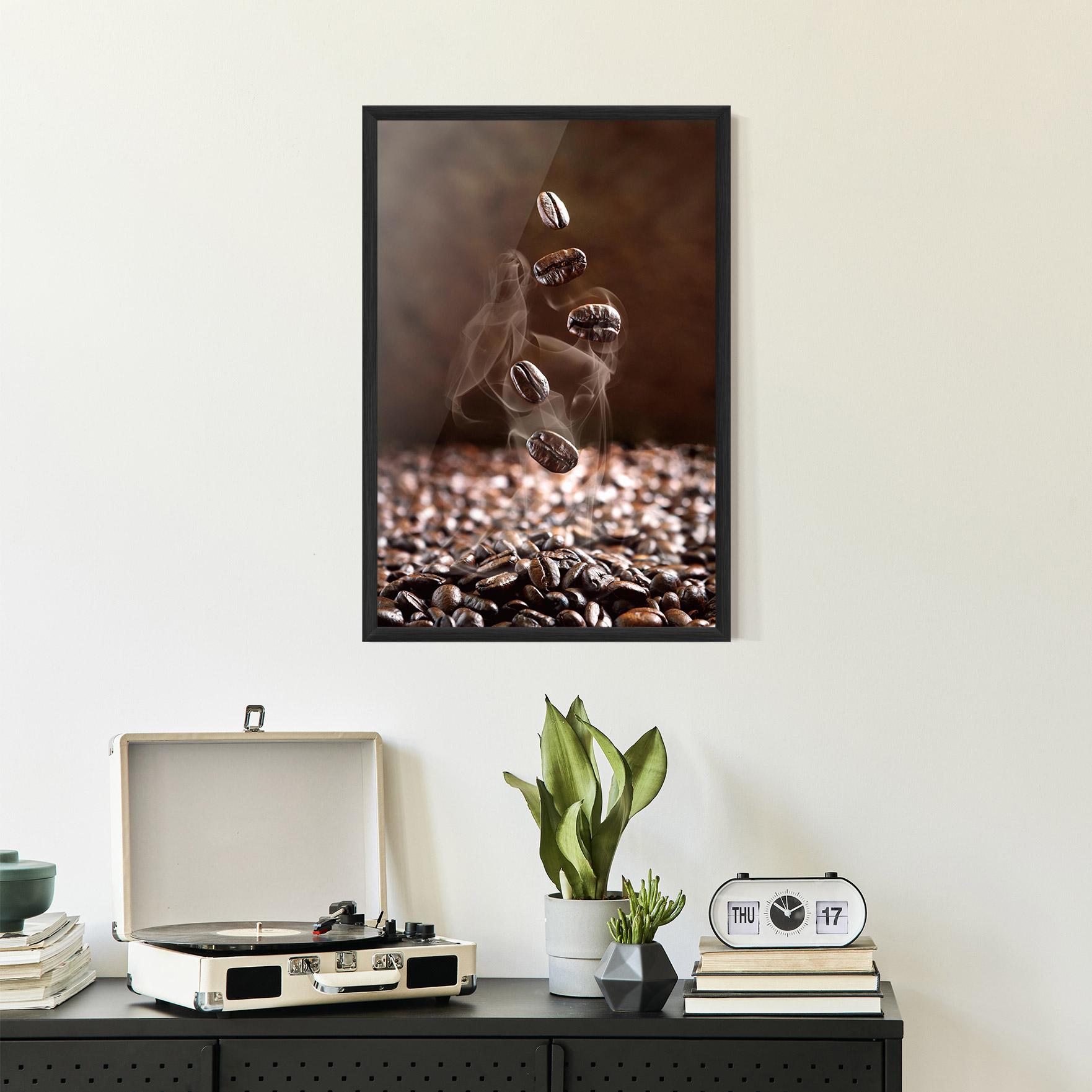 Рамкиран постер Close Up Falling Beans mockup 2