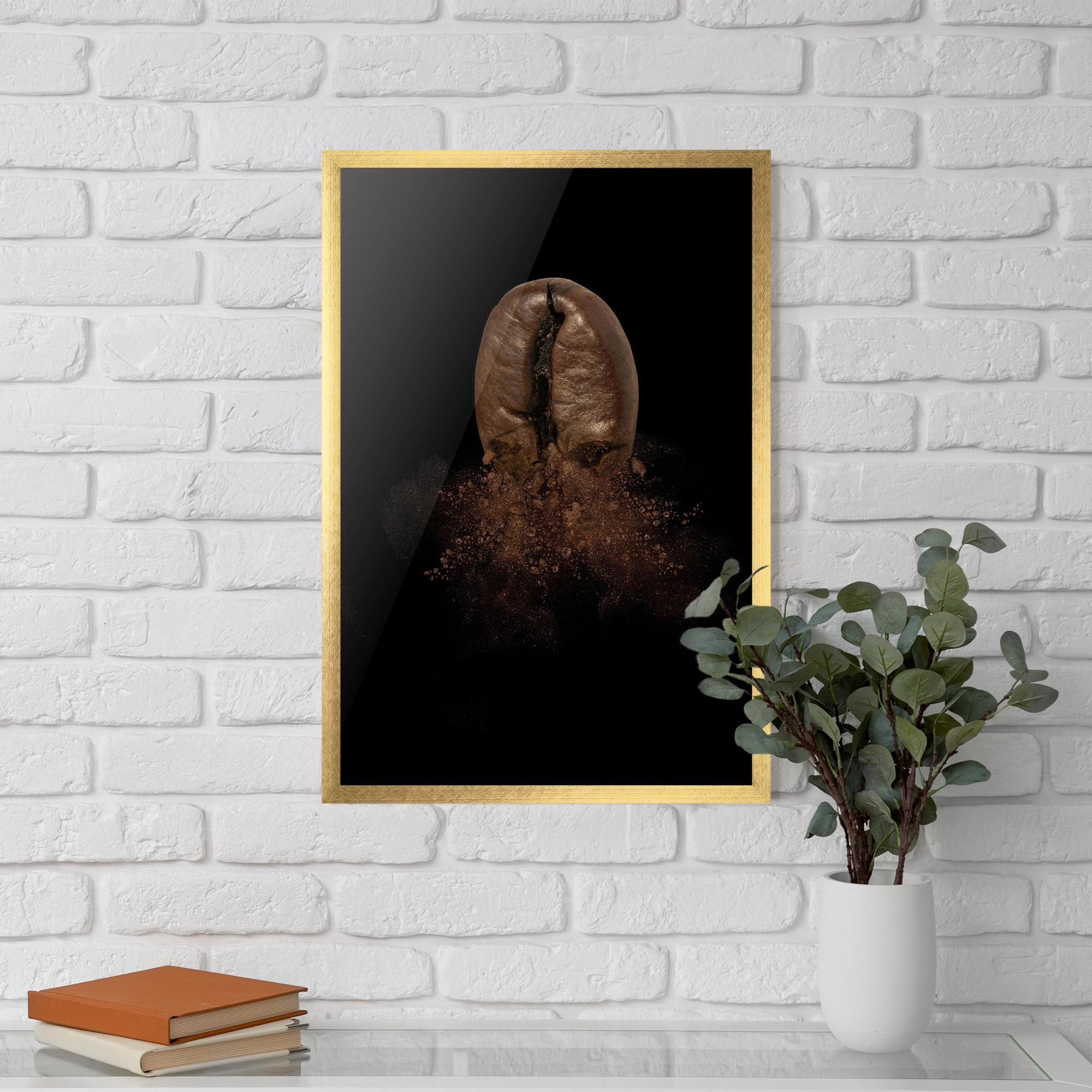 Рамкиран постер Coffee Bean Explosion mockup 5