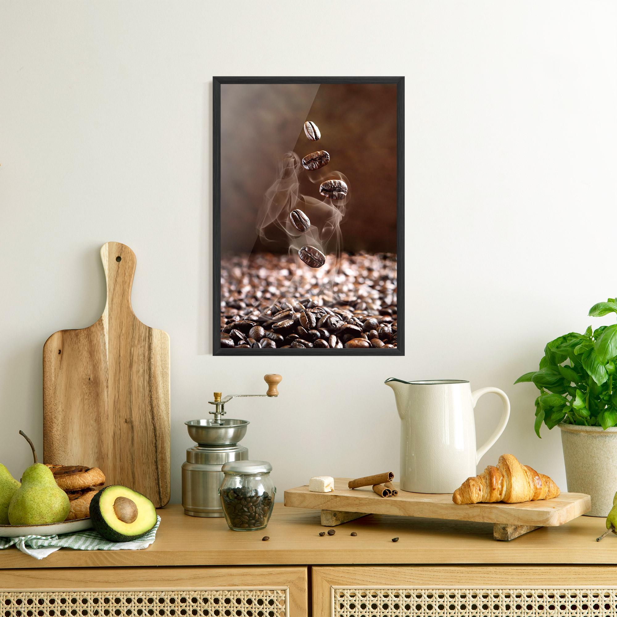 Рамкиран постер Close Up Falling Beans mockup 8