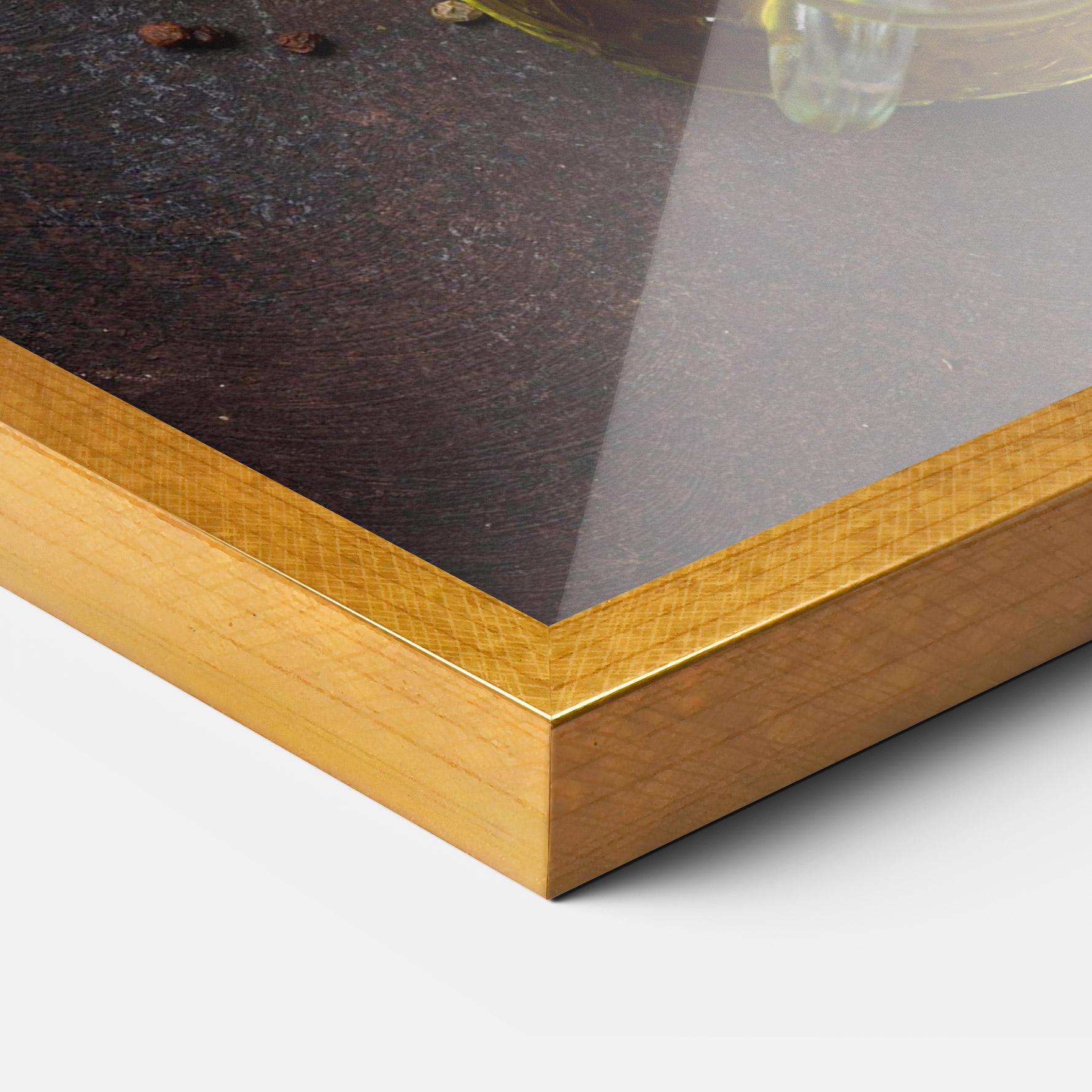 Рамкиран постер Spices On Stone Table mockup 3