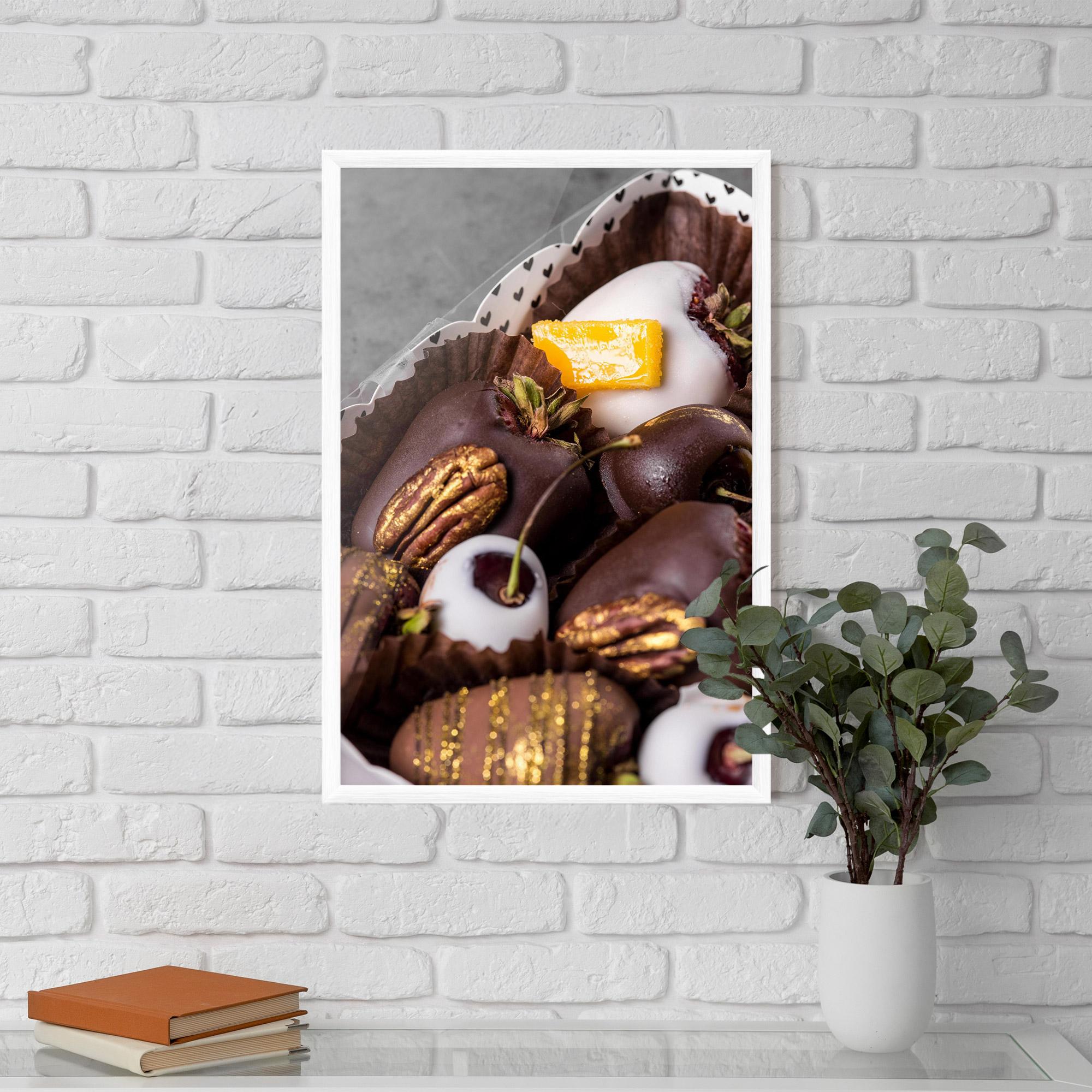 Рамкиран постер Chocolate Covered mockup 5