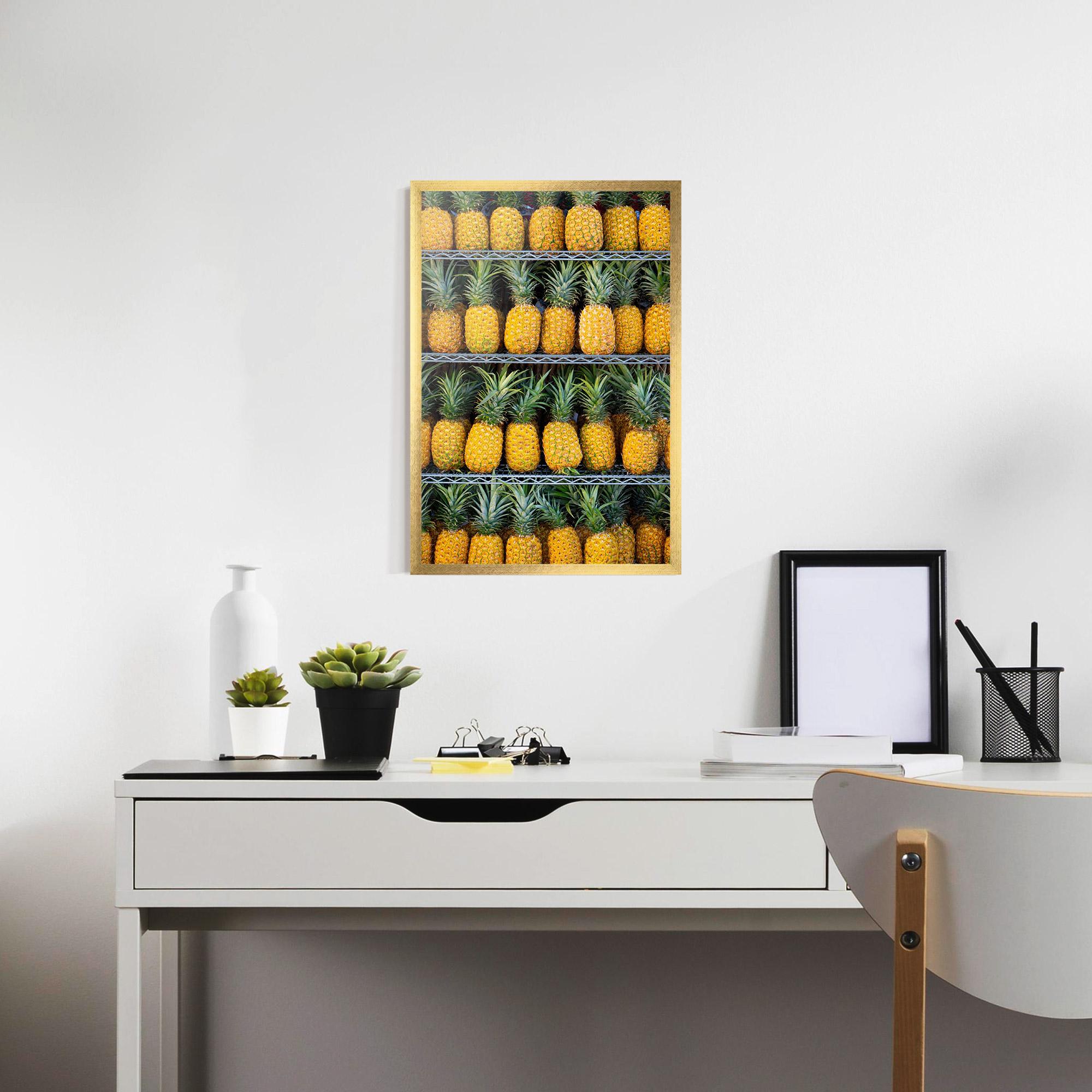 Рамкиран постер Pineapple Express mockup 7