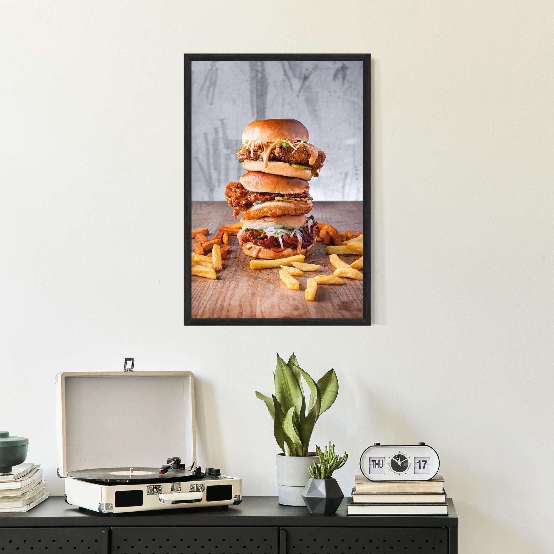 Рамкиран постер Triple Hamburger mockup 2
