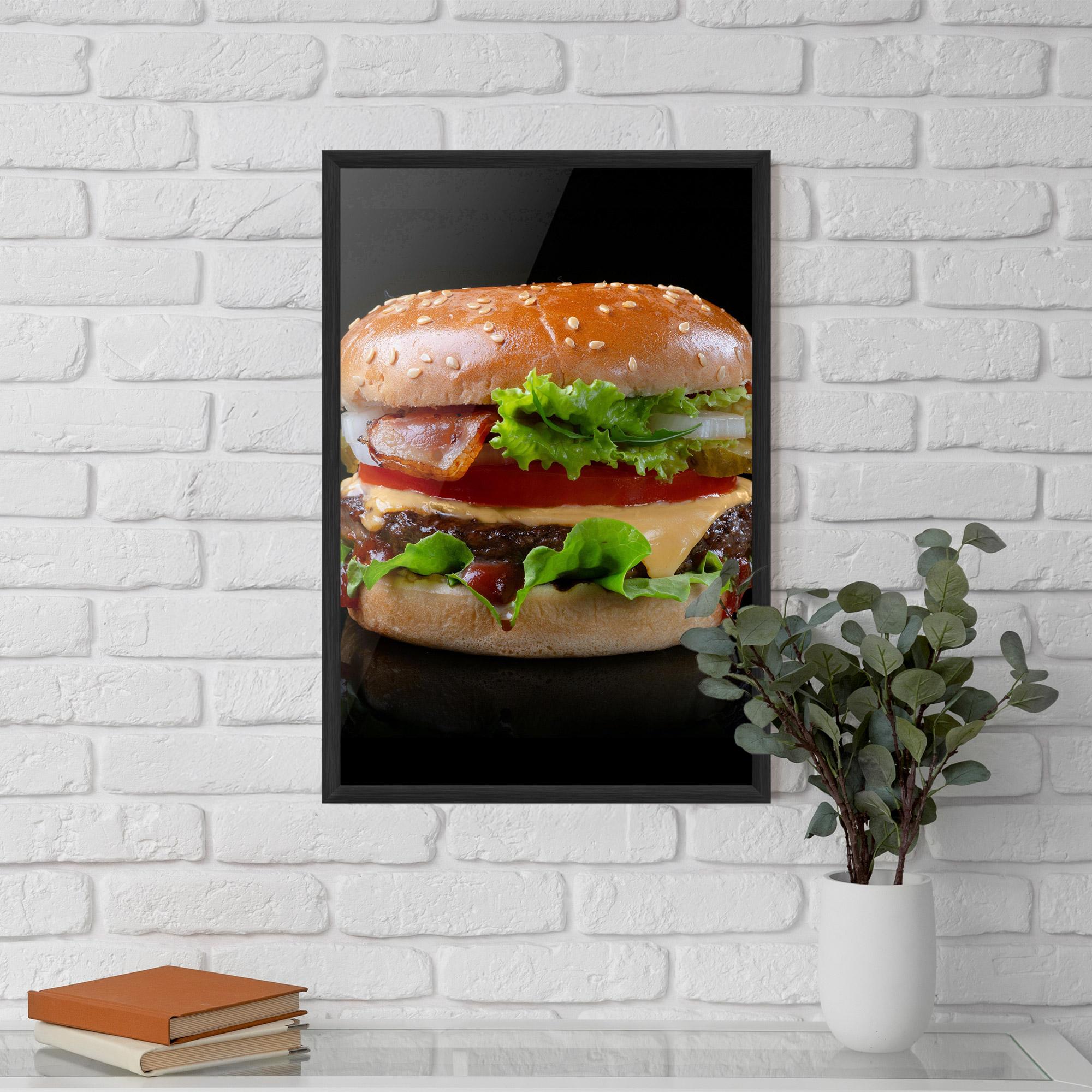 Рамкиран постер Yumm Hamburger mockup 5