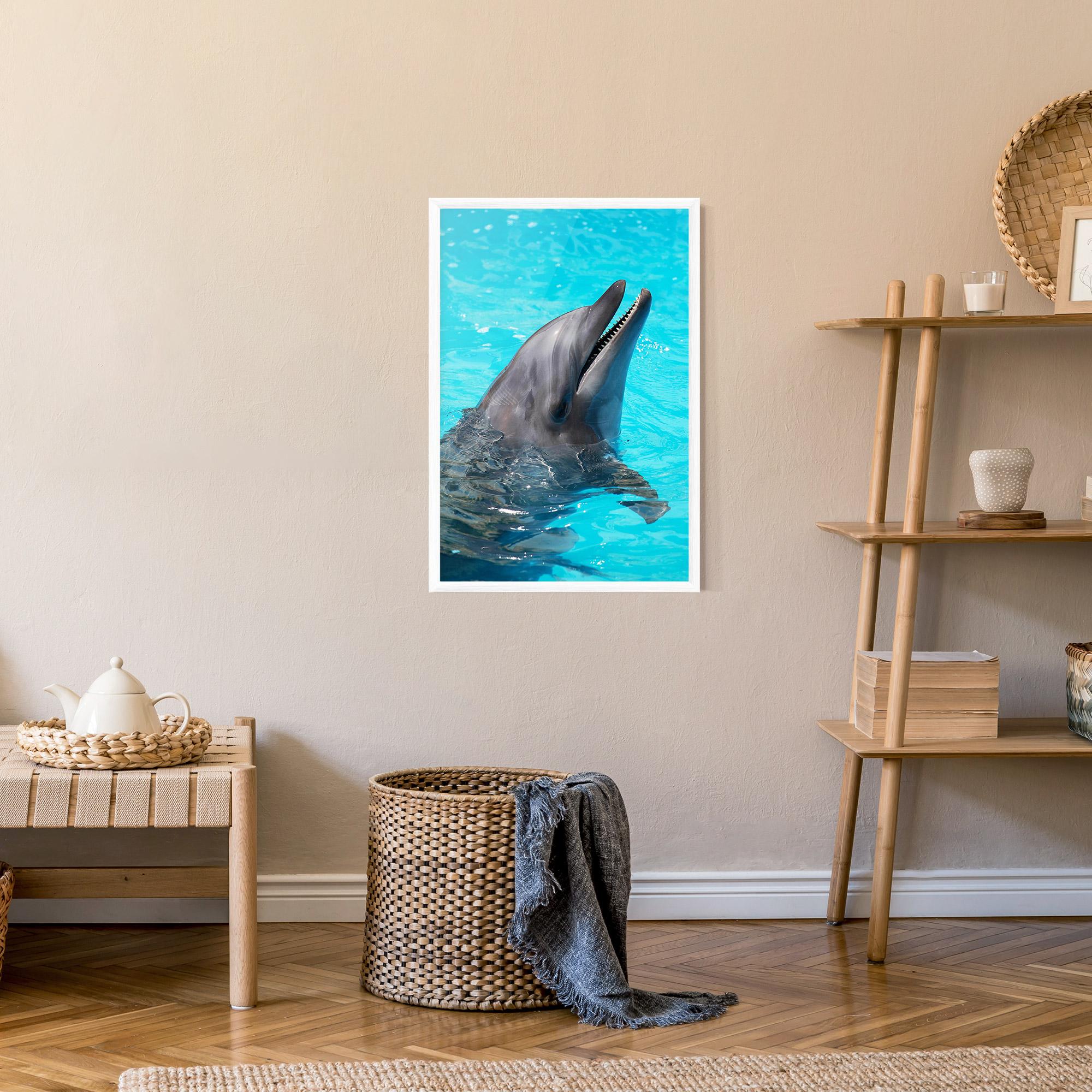 Рамкиран постер Trained Dolphin mockup 9