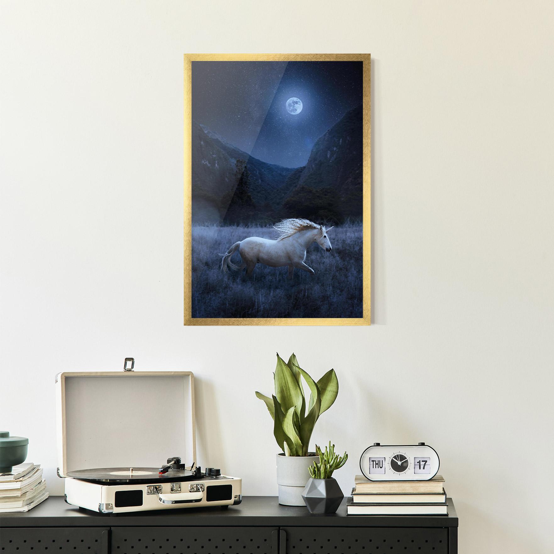 Рамкиран постер Blue Moon Unicorn mockup 2