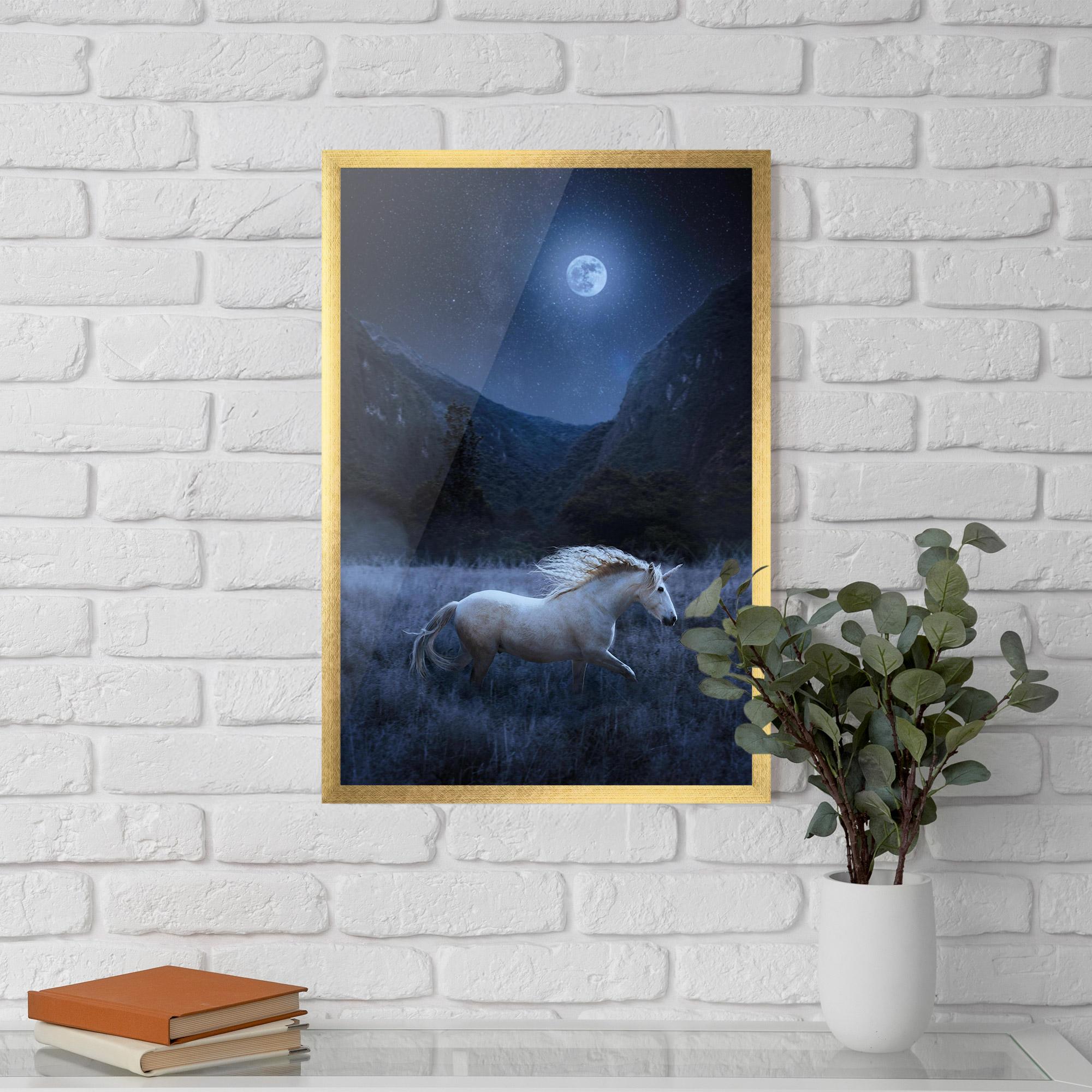 Рамкиран постер Blue Moon Unicorn mockup 5