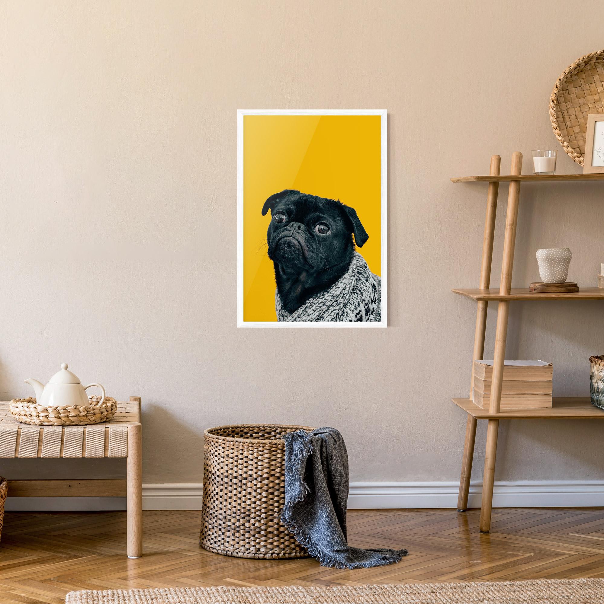 Рамкиран постер Black Pug mockup 9