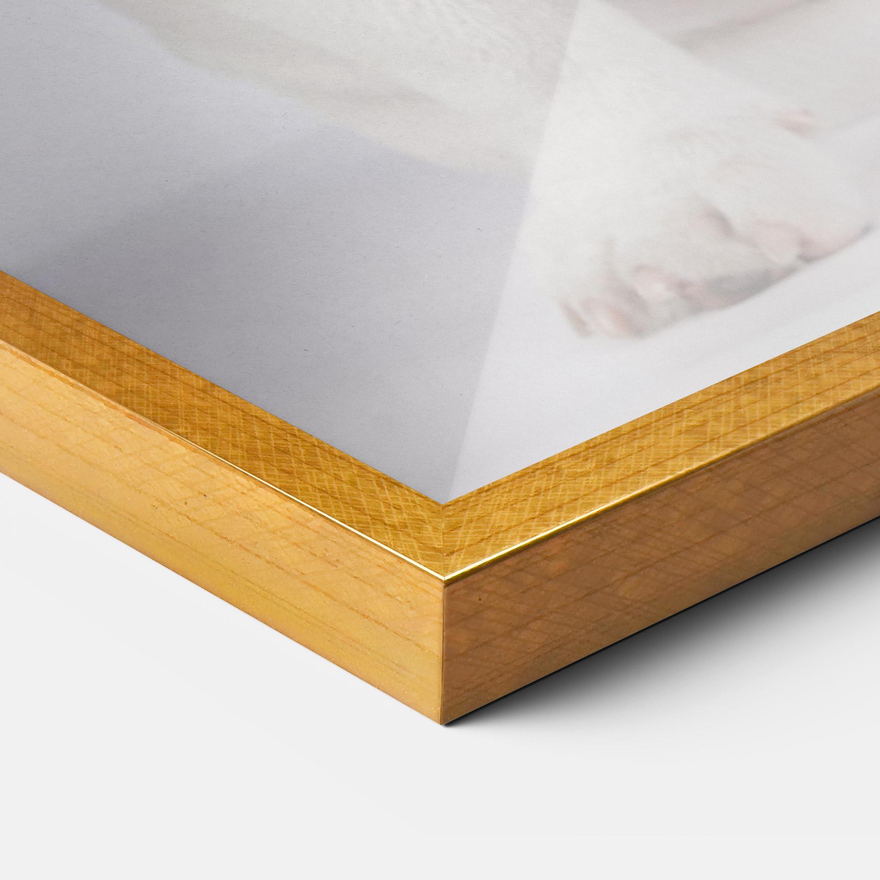 Рамкиран постер English Bulldog mockup 3