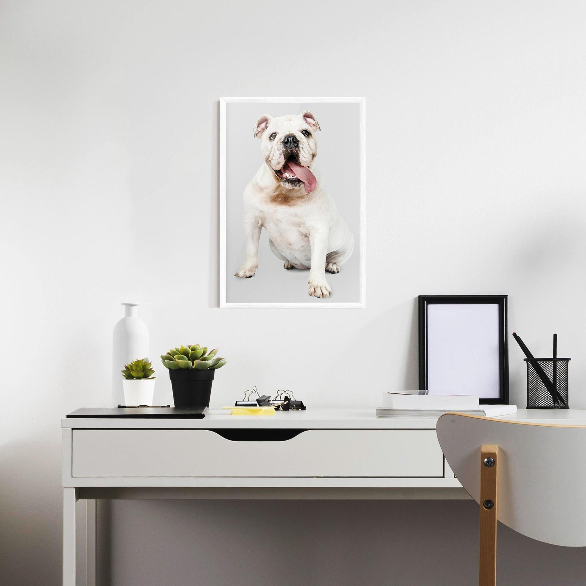 Рамкиран постер Happy White Dog mockup 7
