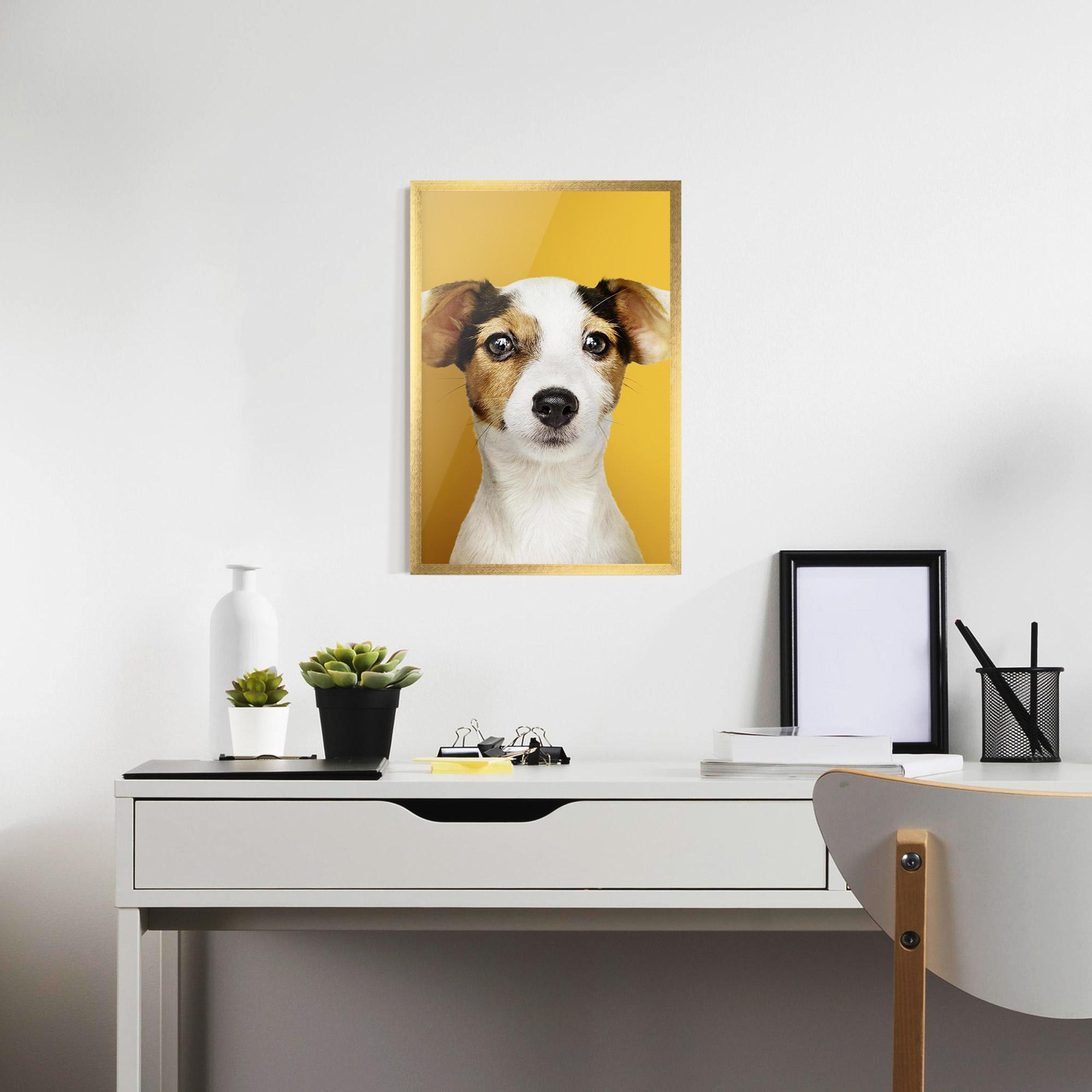 Рамкиран постер Puppy On Yellow mockup 7