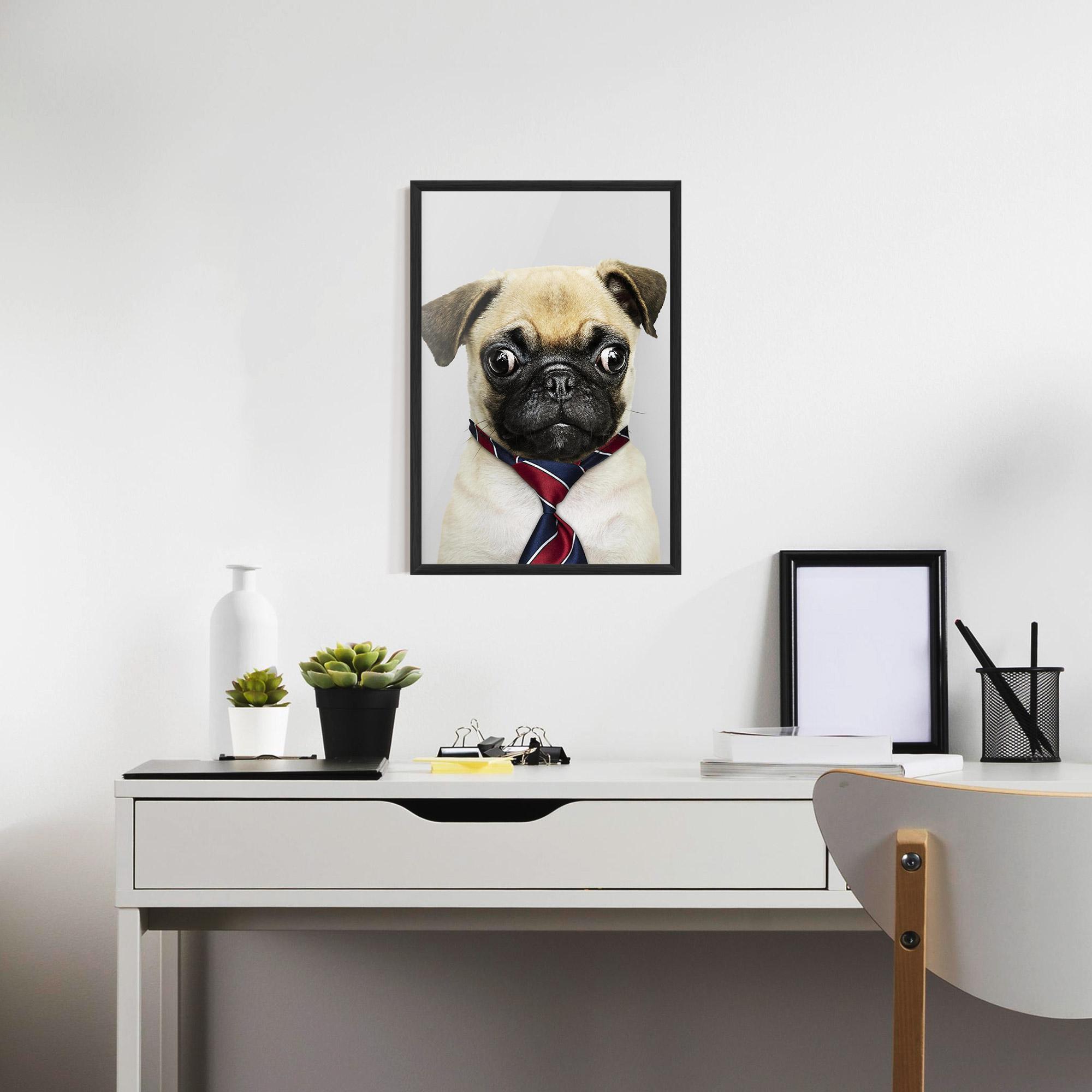 Рамкиран постер Business Pug mockup 7