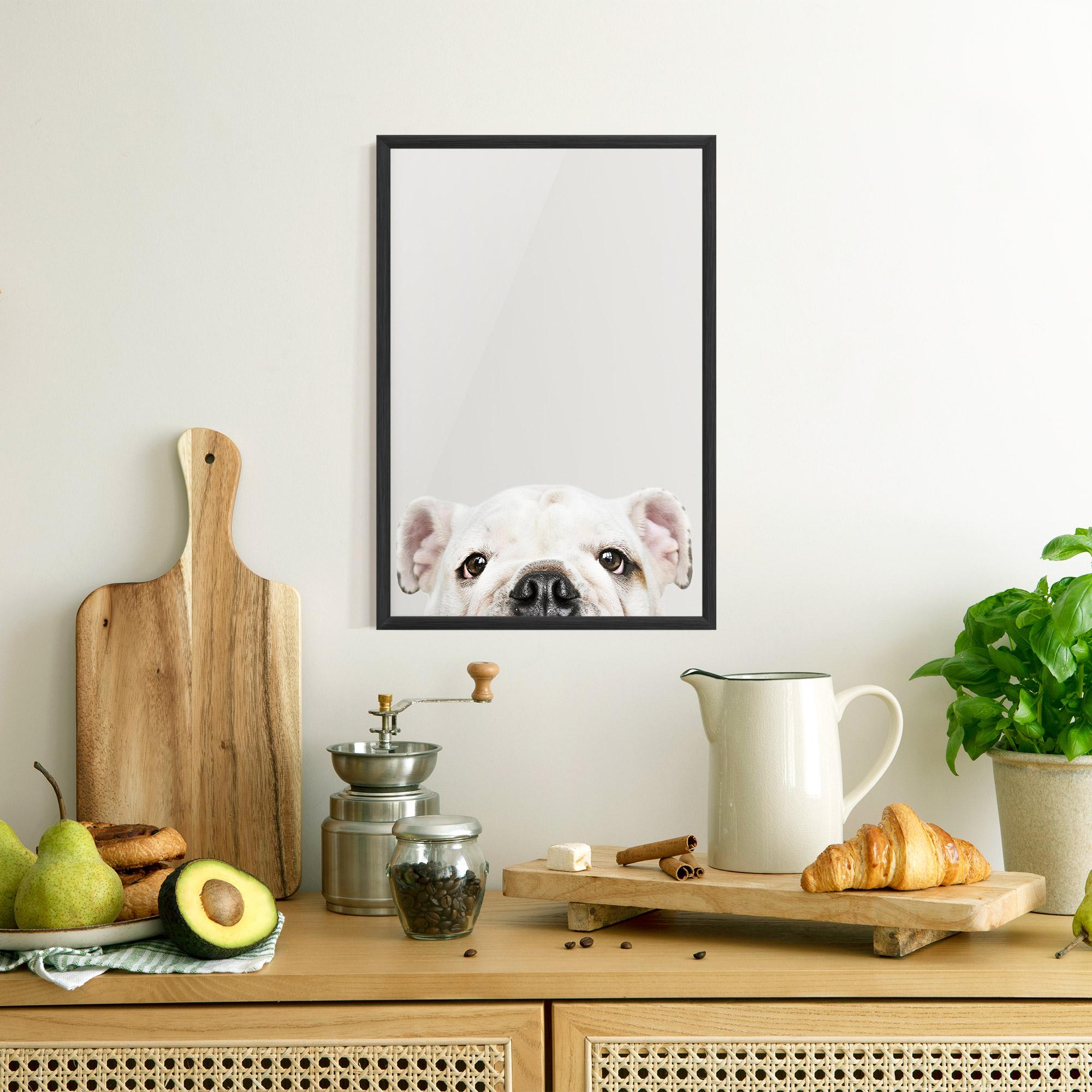 Рамкиран постер Bulldog Eyes mockup 8