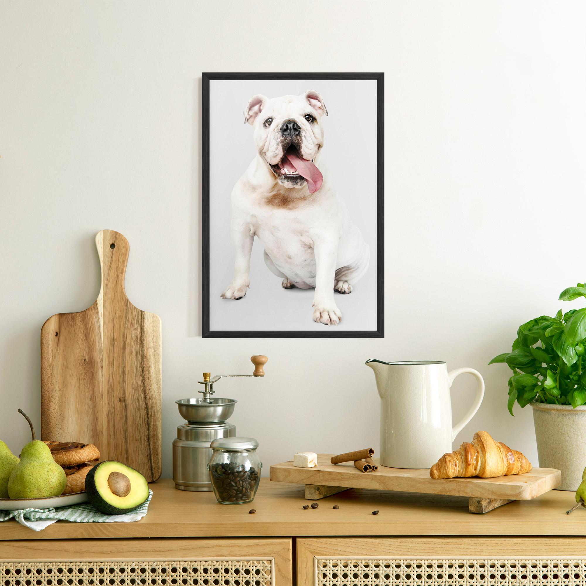 Рамкиран постер Happy White Dog mockup 8