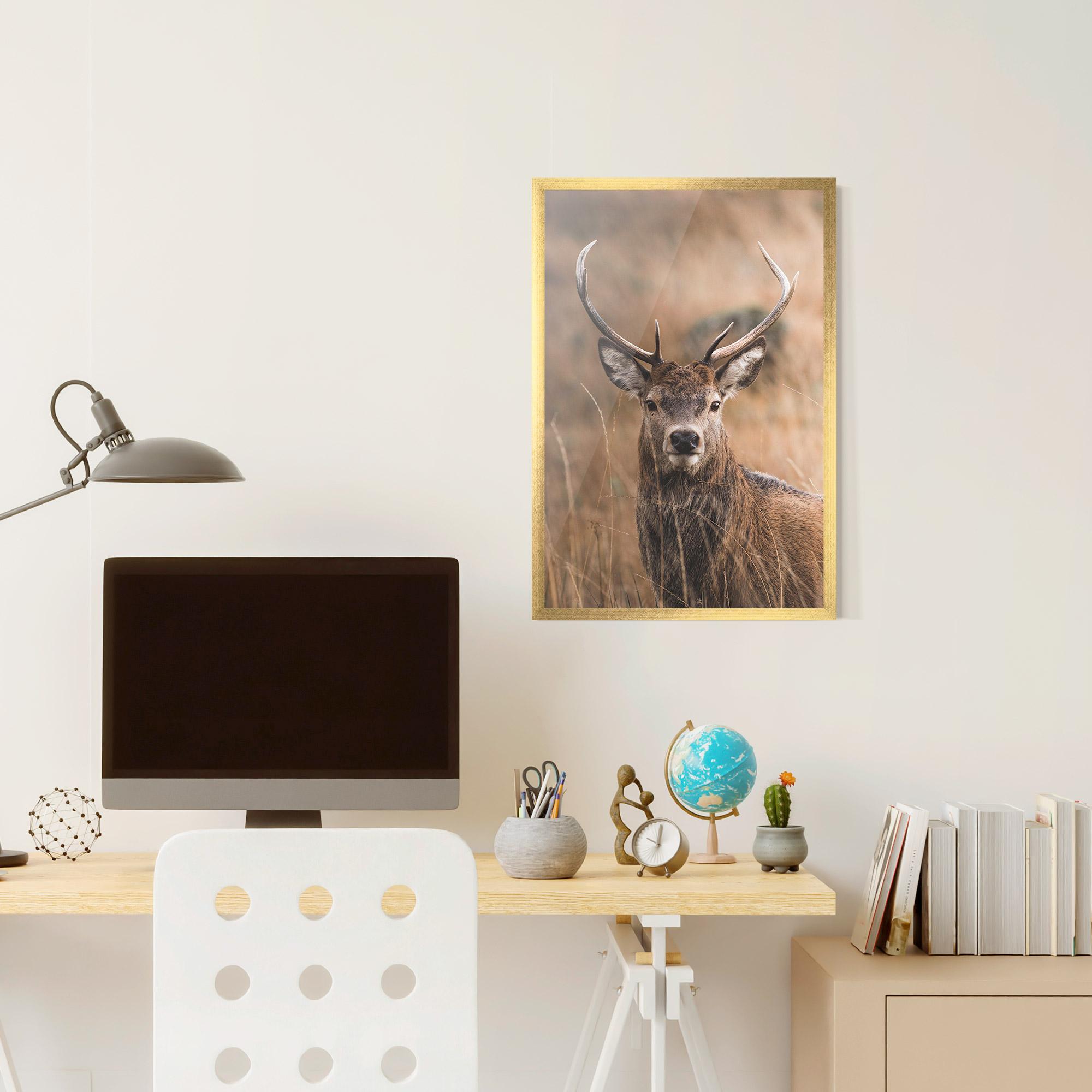 Рамкиран постер Majestic Deer mockup 6