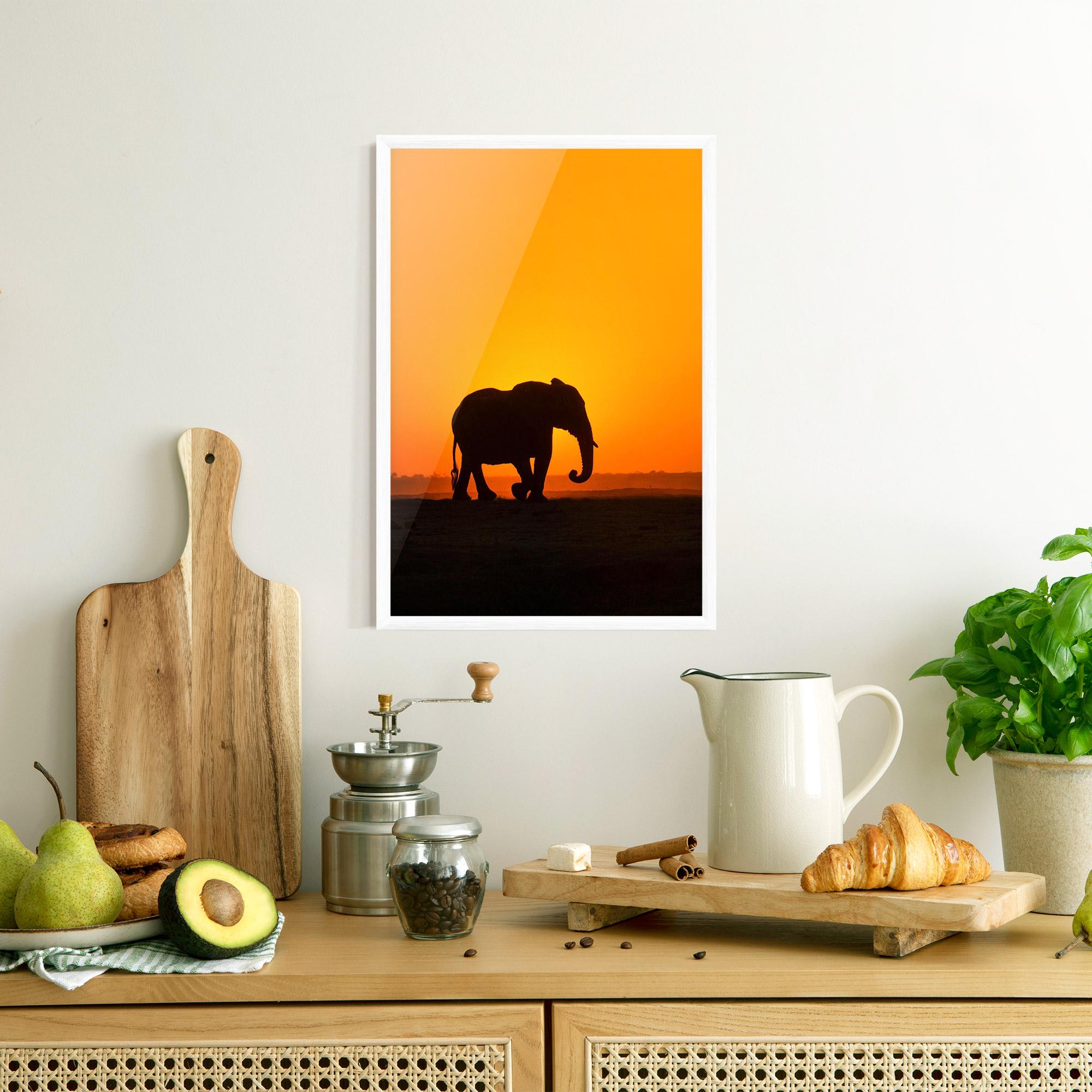 Рамкиран постер Beautiful Elephant mockup 8