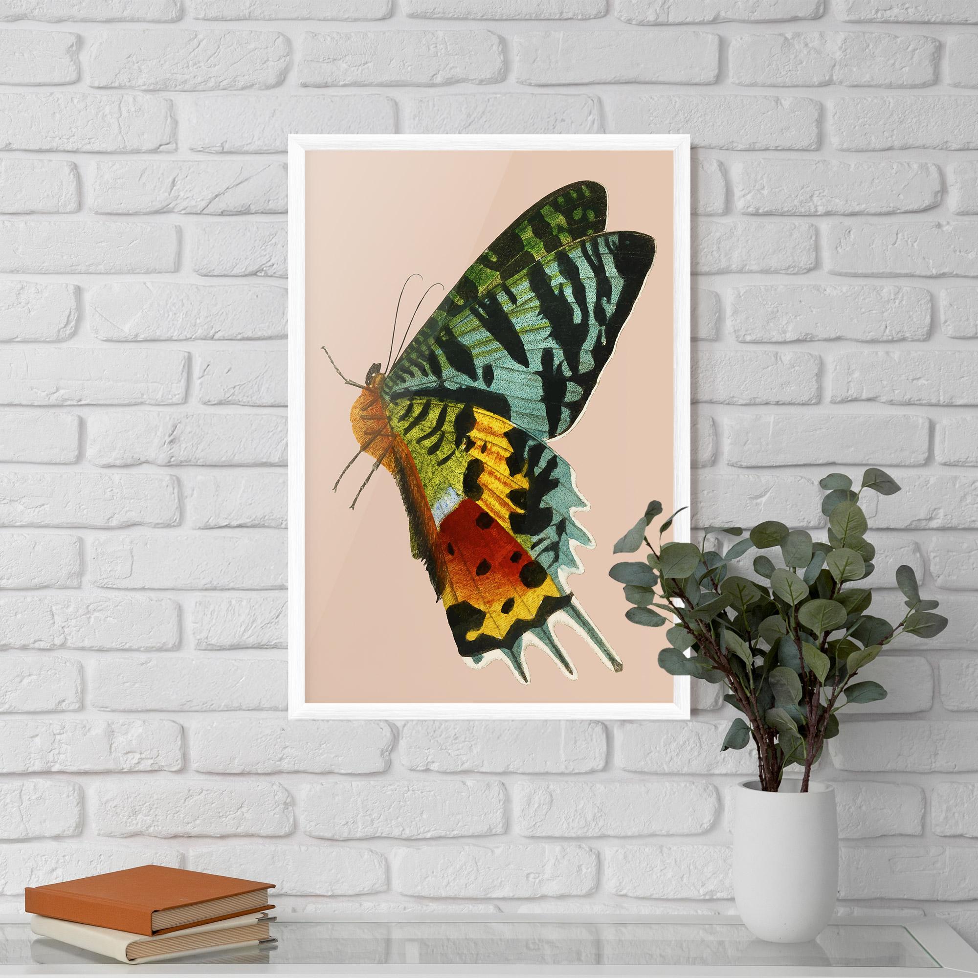Рамкиран постер Butterfly On Pink mockup 5