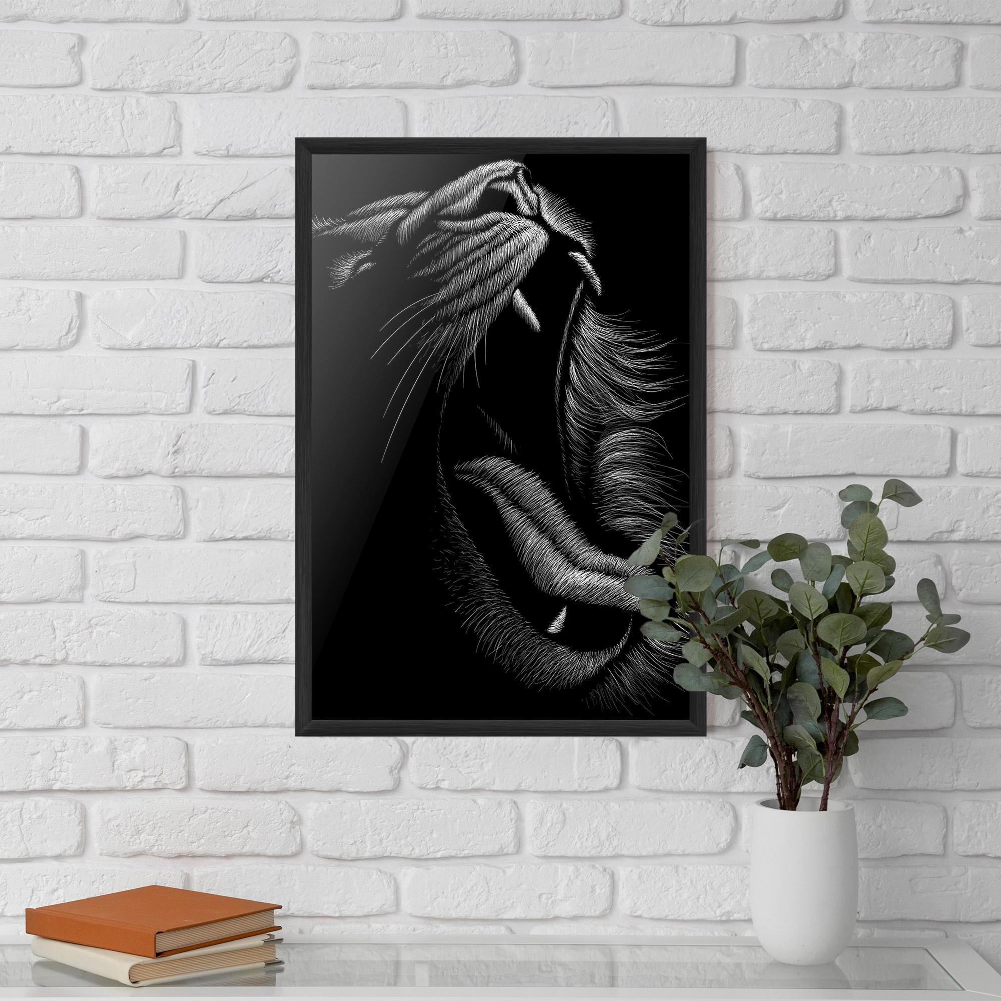 Рамкиран постер Lion Bite Line mockup 5