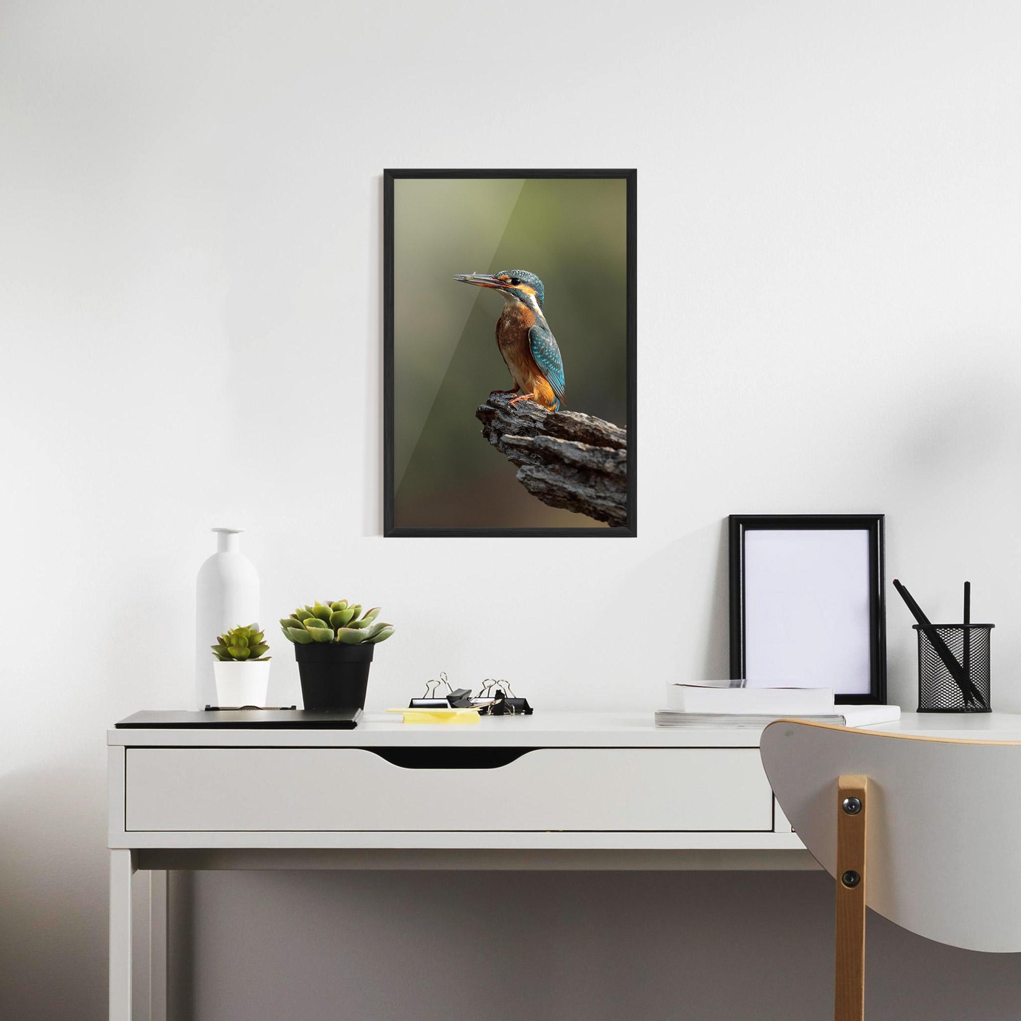 Рамкиран постер Female Kingfisher mockup 7