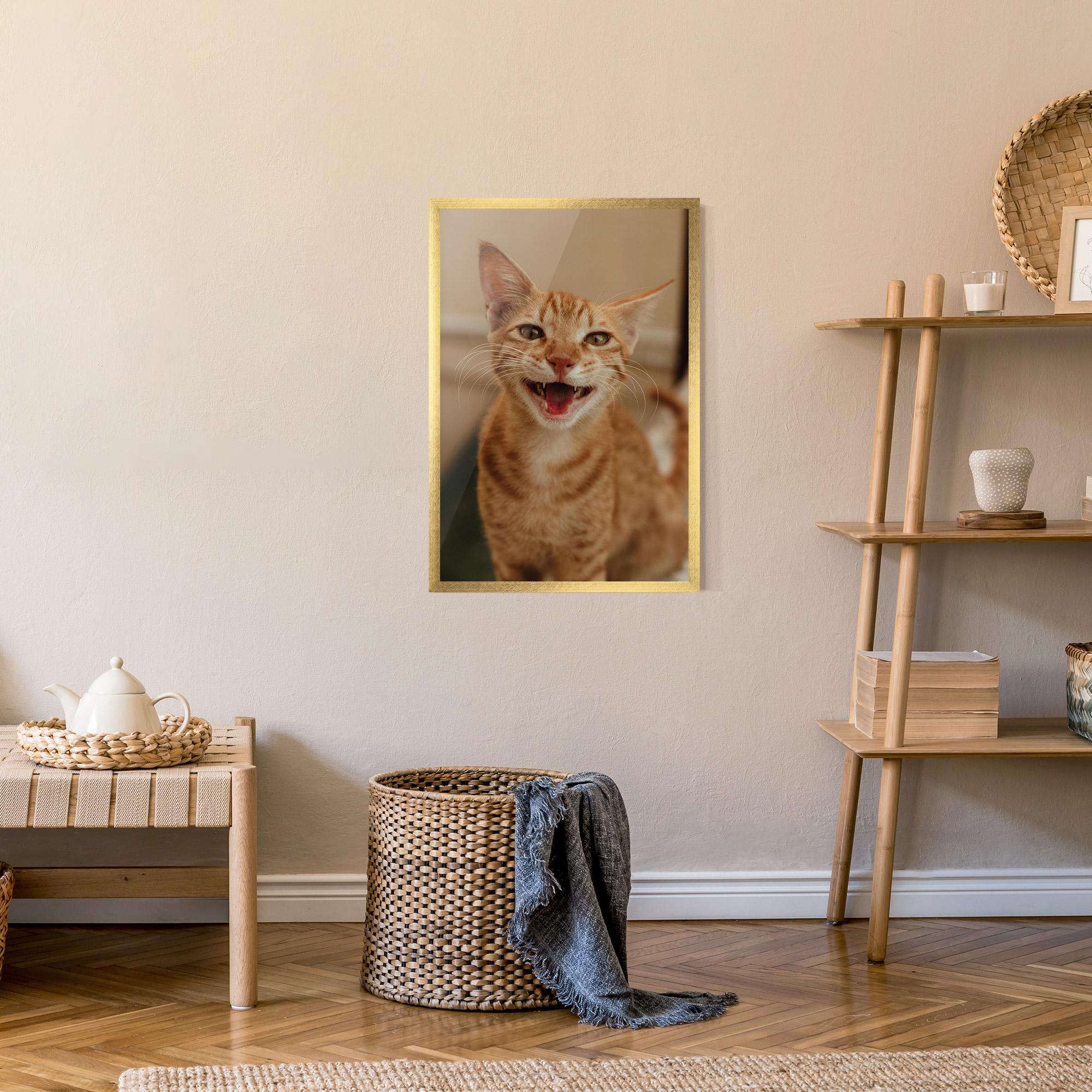 Рамкиран постер Orange Cat Smiling mockup 9