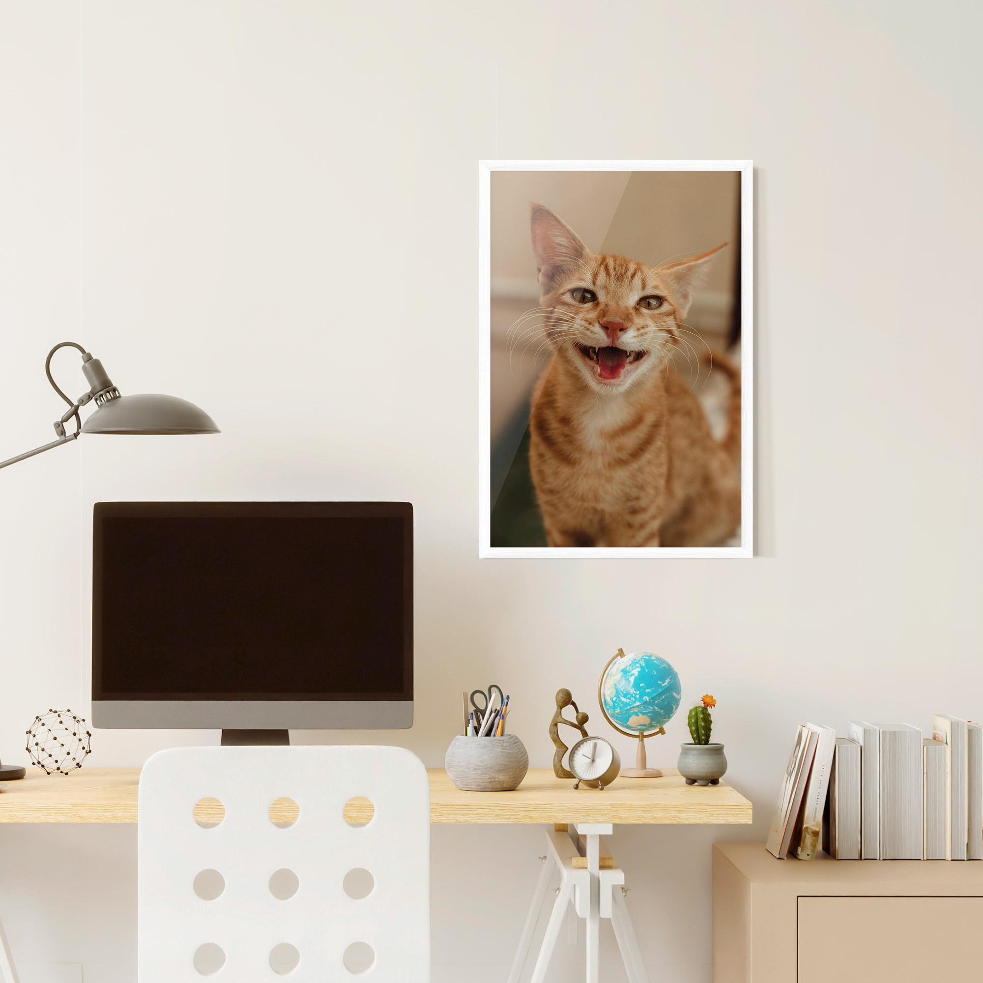 Рамкиран постер Orange Cat Smiling mockup 6