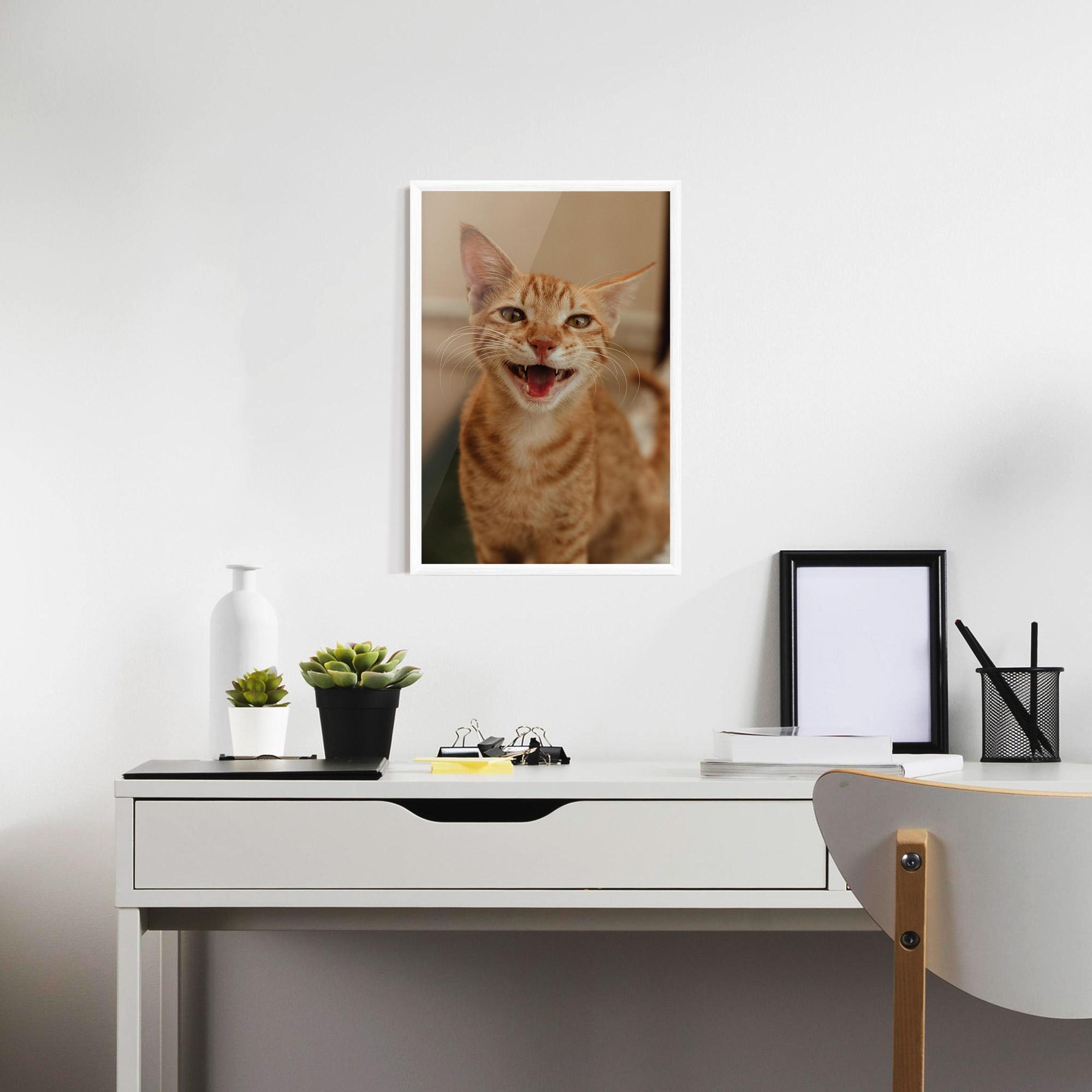 Рамкиран постер Orange Cat Smiling mockup 7