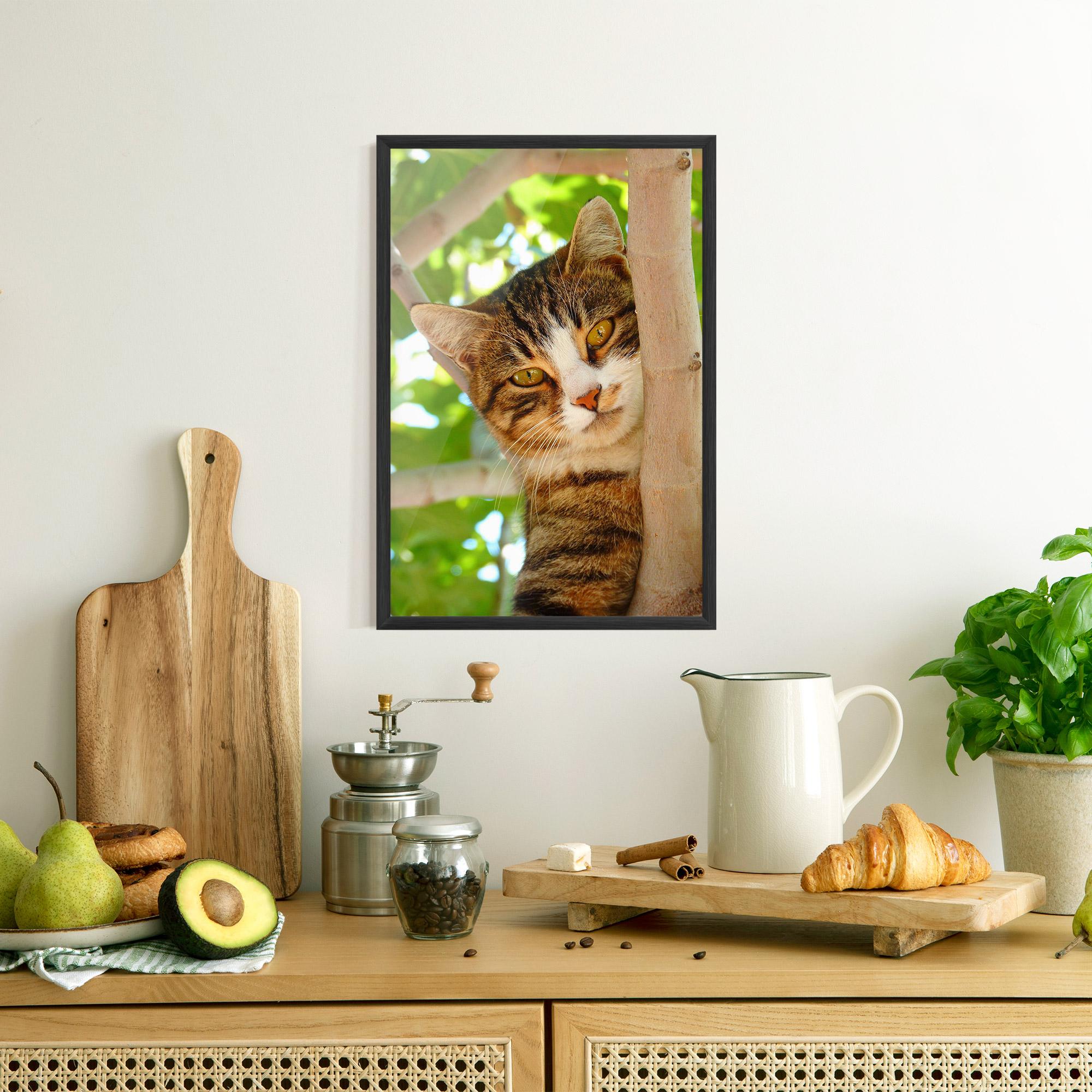 Рамкиран постер Tree Cat mockup 8