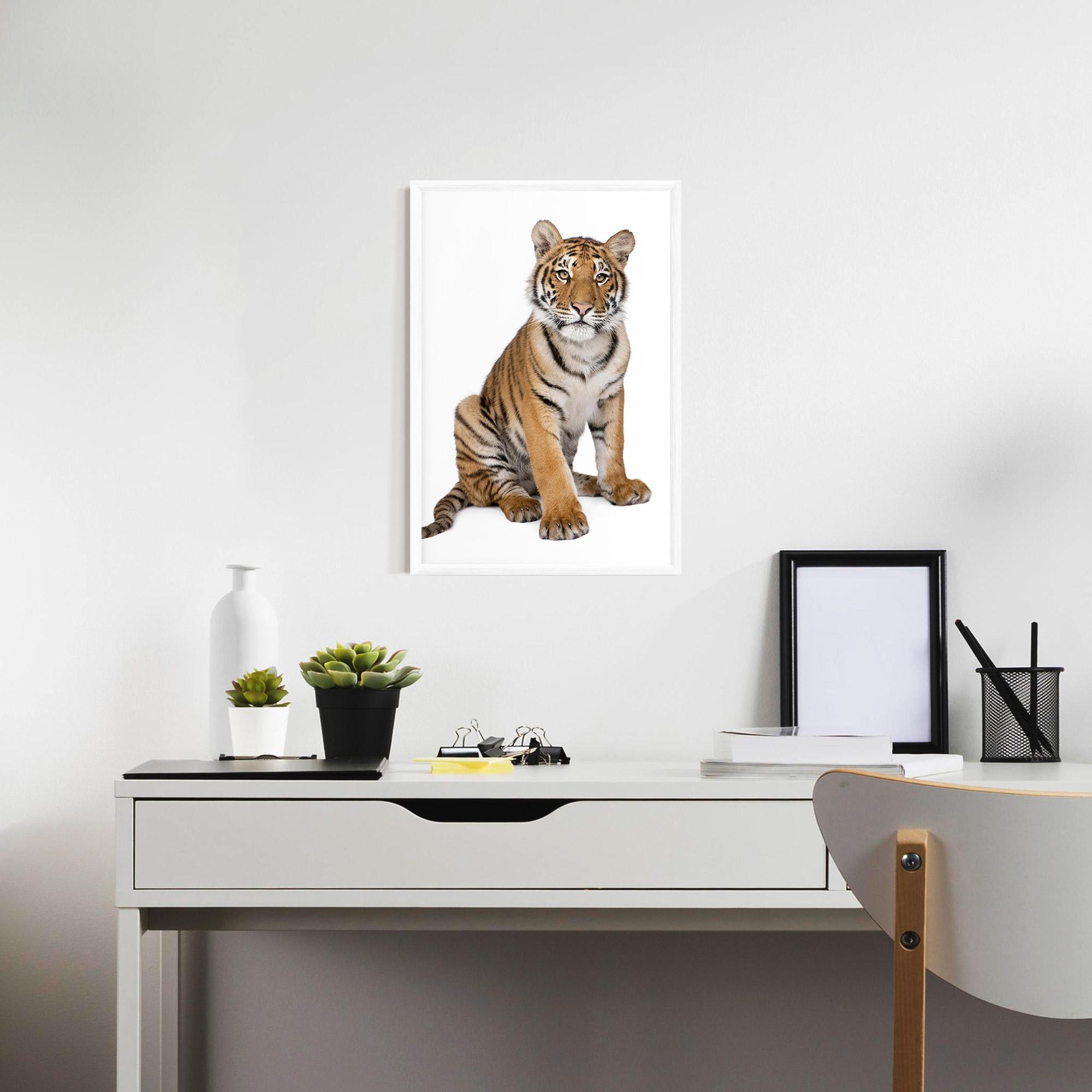 Рамкиран постер Baby Tiger mockup 7