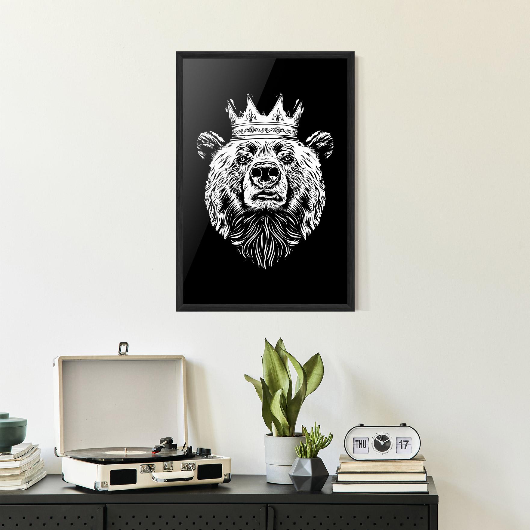 Рамкиран постер King Bear mockup 2