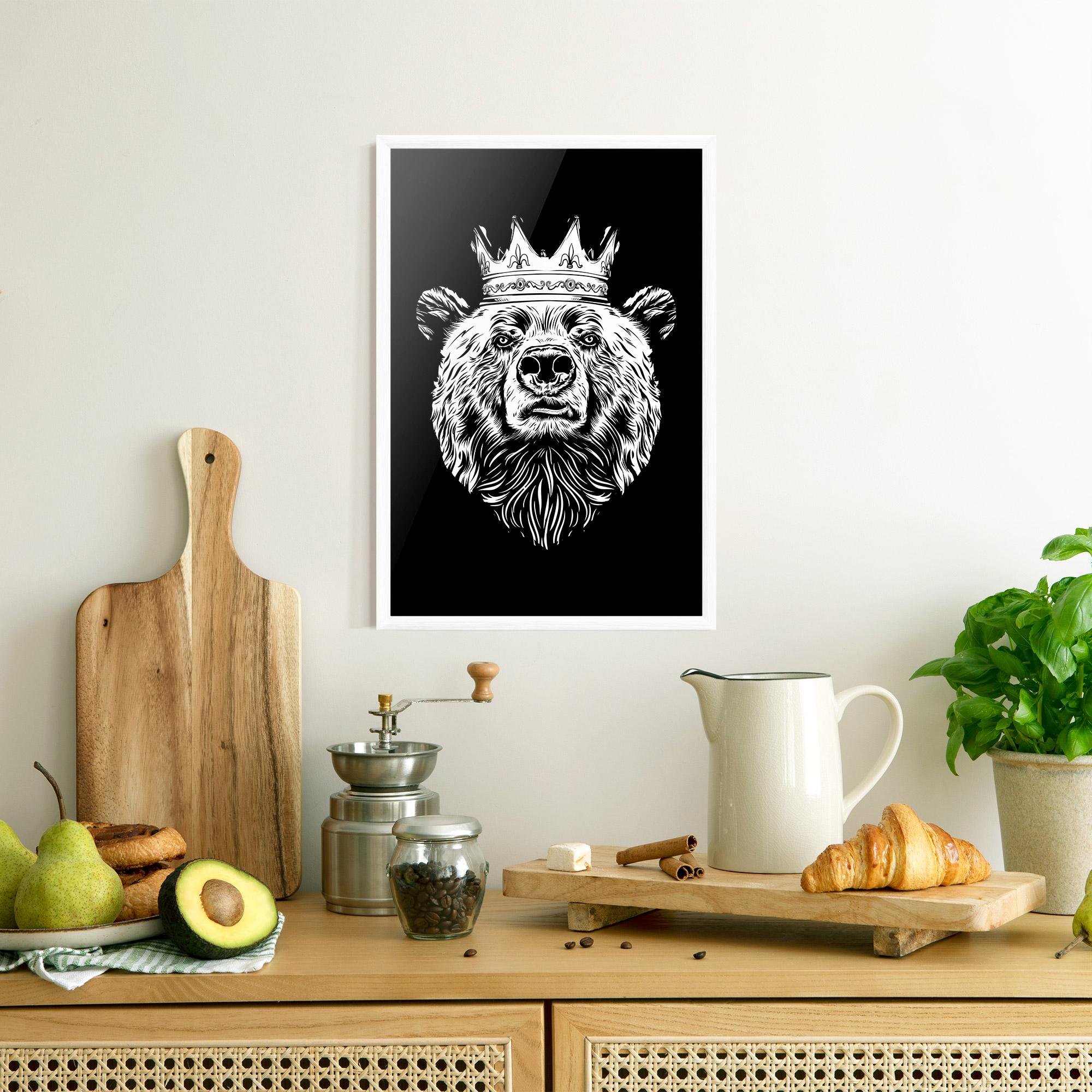 Рамкиран постер King Bear mockup 8