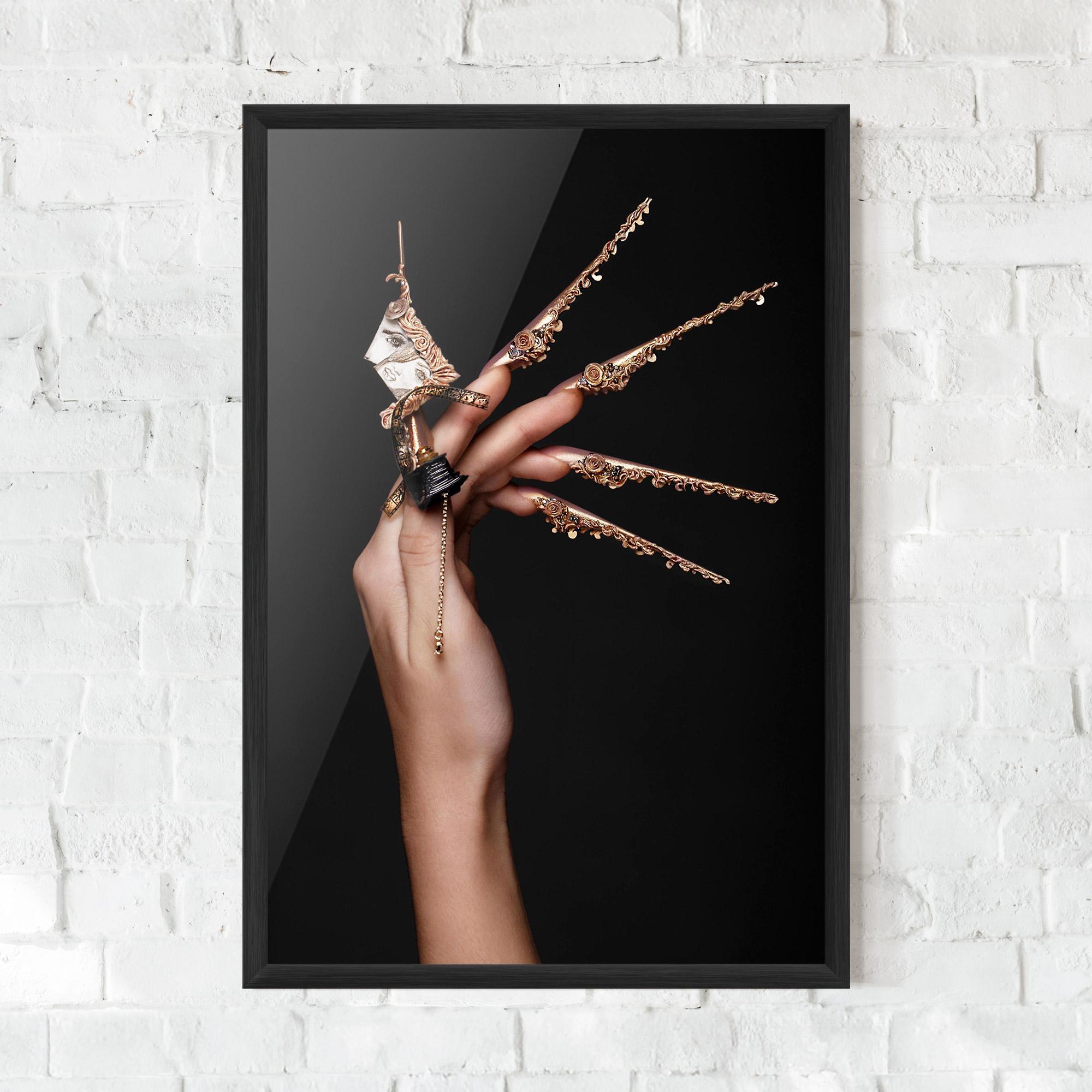 Рамкиран постер Creative Design Nails mockup 0