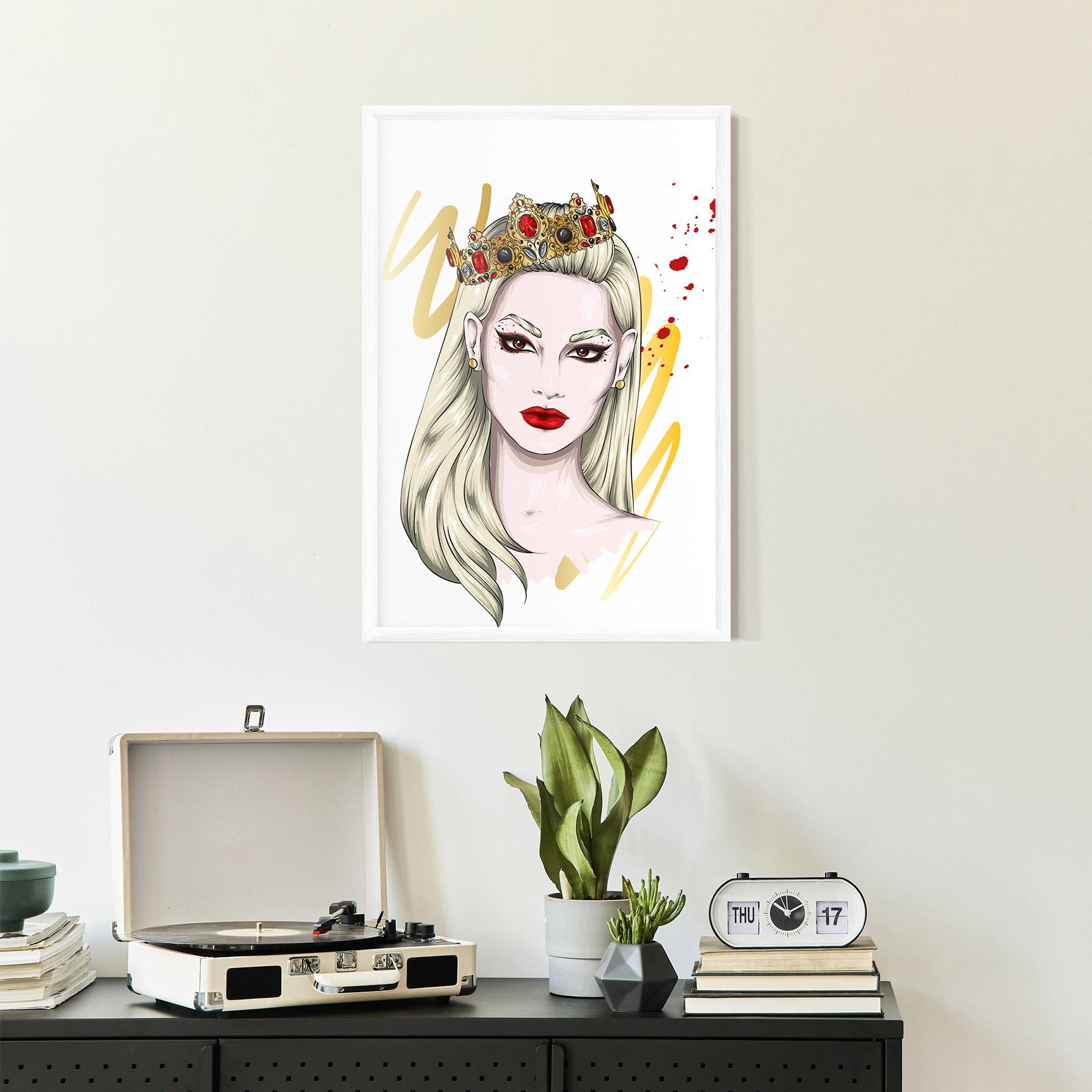 Рамкиран постер Gold Crown Woman mockup 2