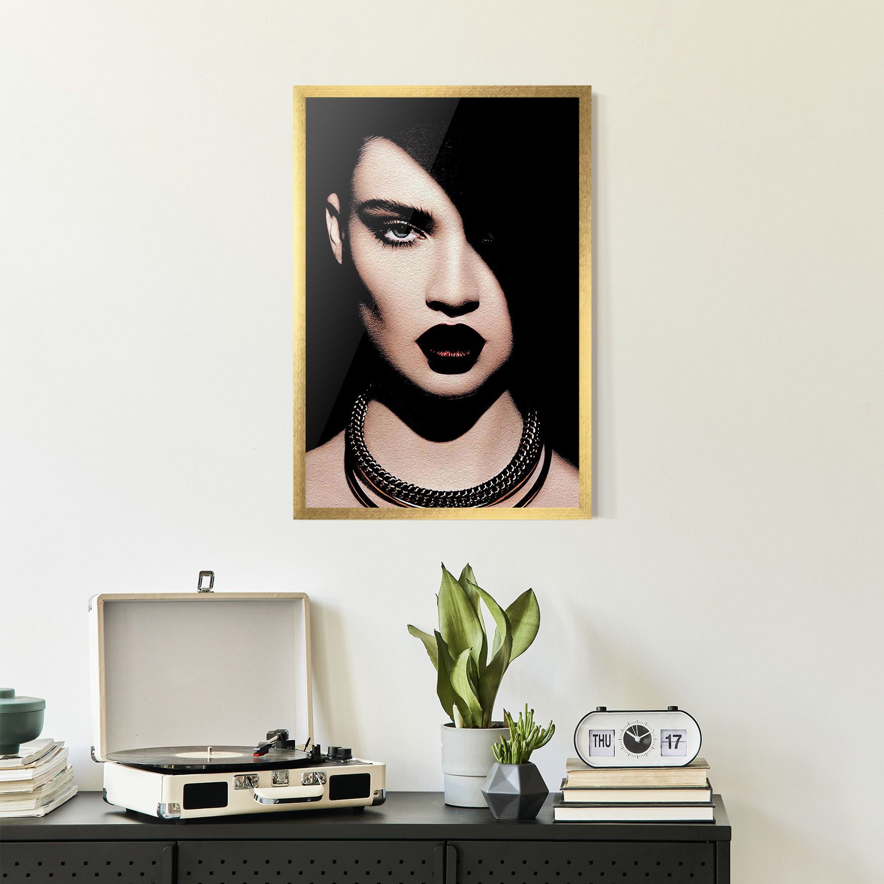 Gold Necklace mockup 2