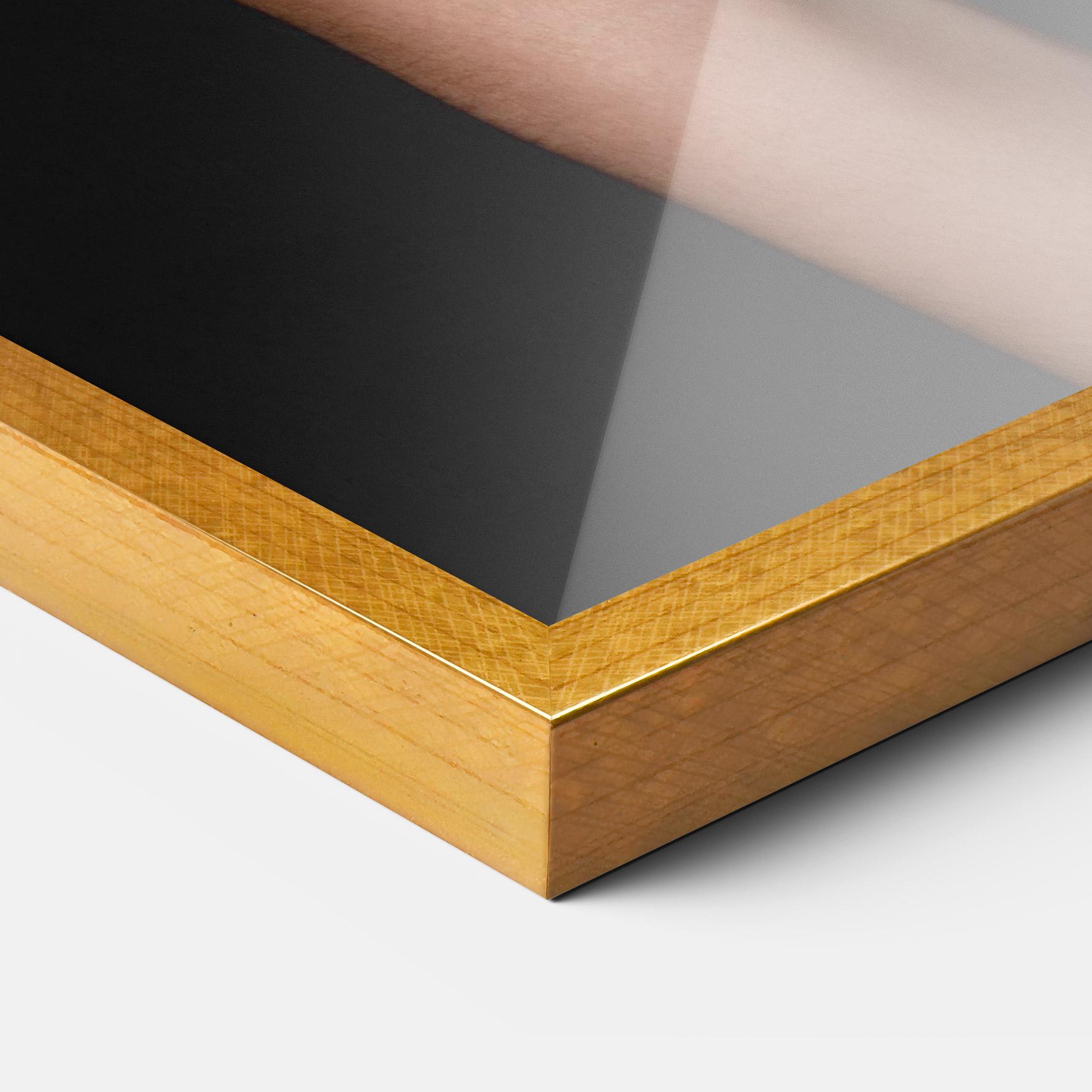 Рамкиран постер Creative Design Nails mockup 3