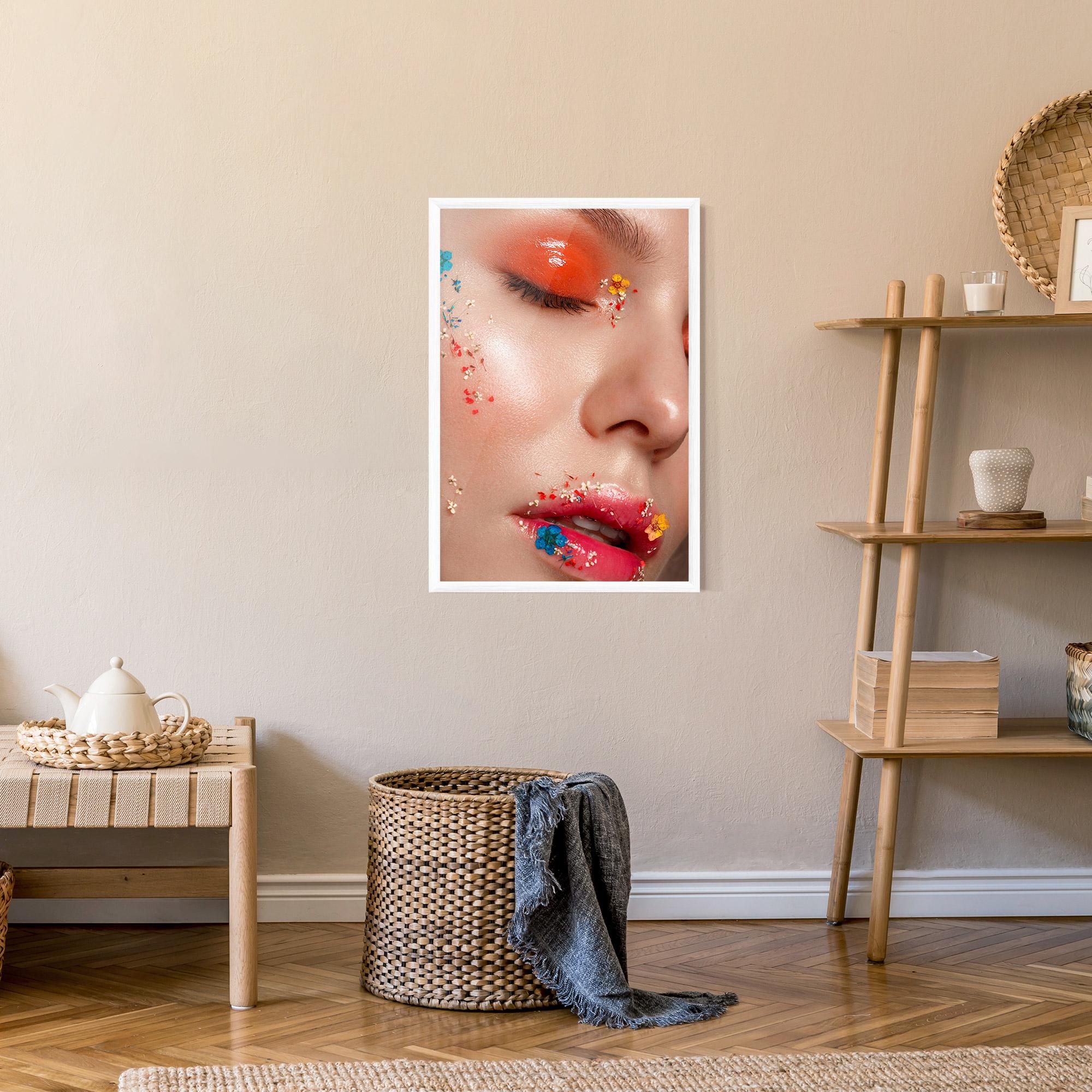 Рамкиран постер Pretty Orange Make Up mockup 9