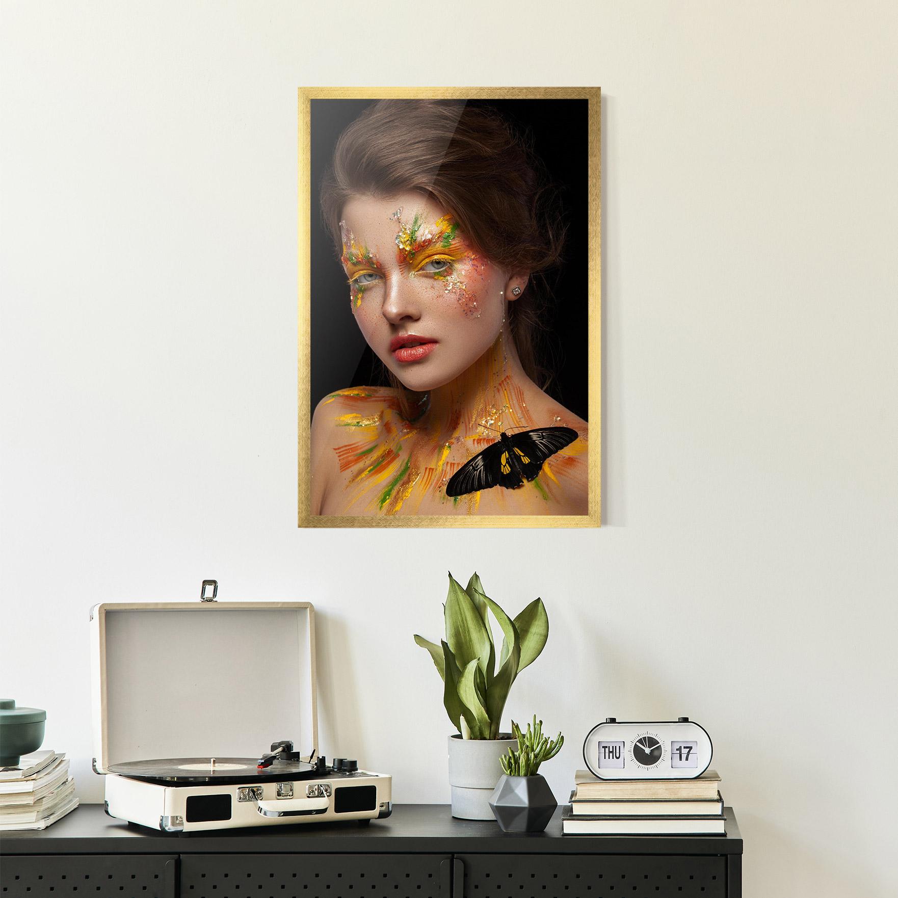 Рамкиран постер Yellow Butterfly Makeup mockup 2