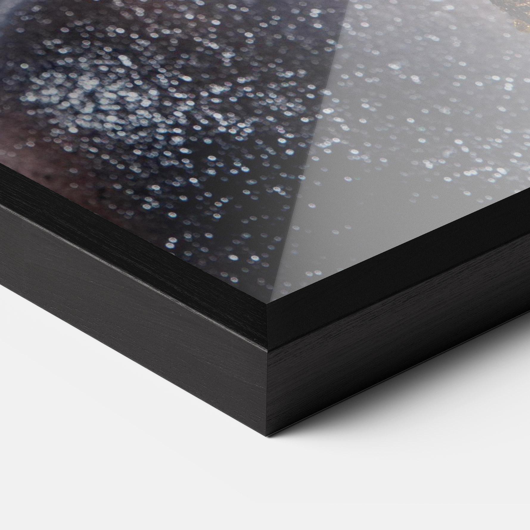 Рамкиран постер Black Artistic Makeup mockup 3