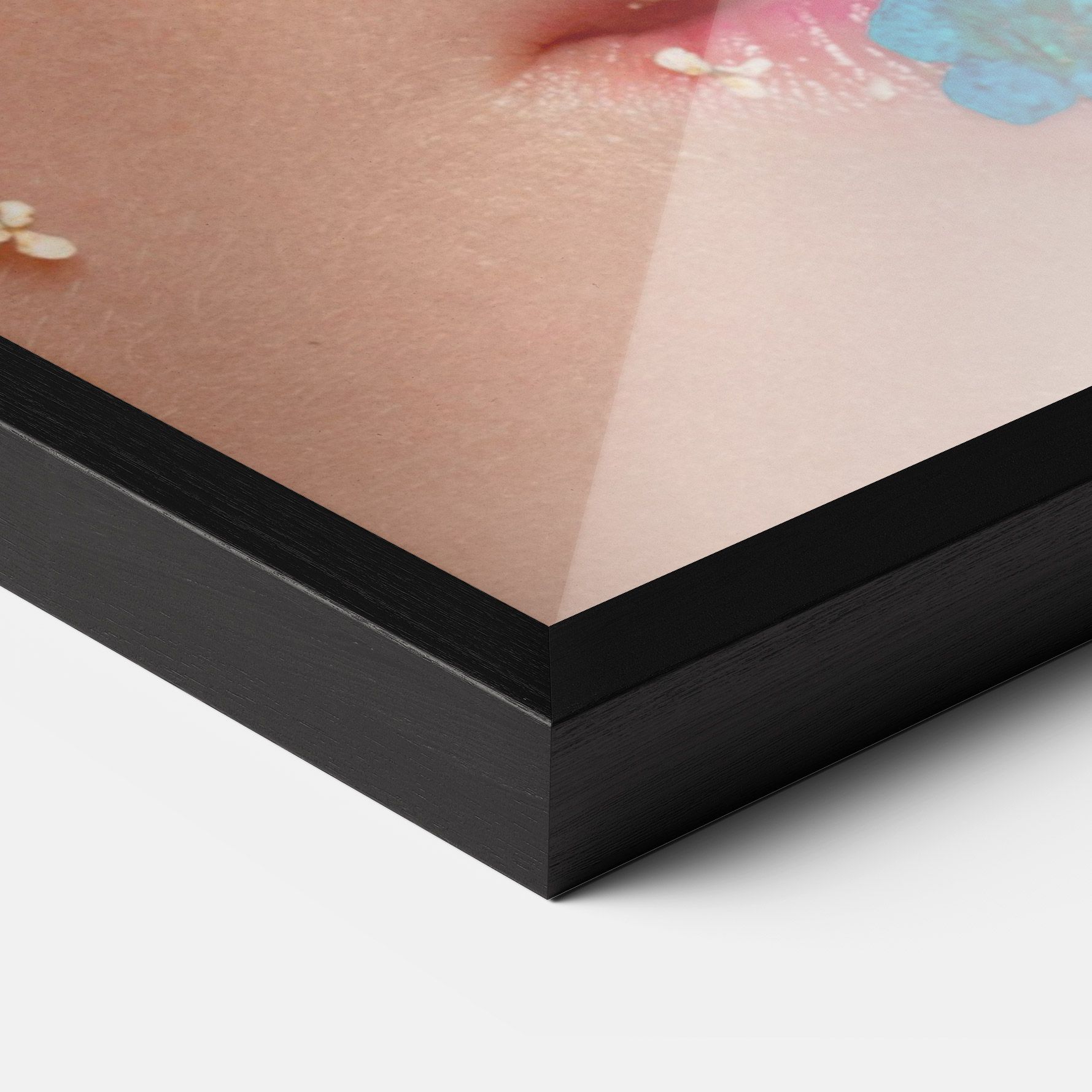 Pretty Orange Make Up mockup 3