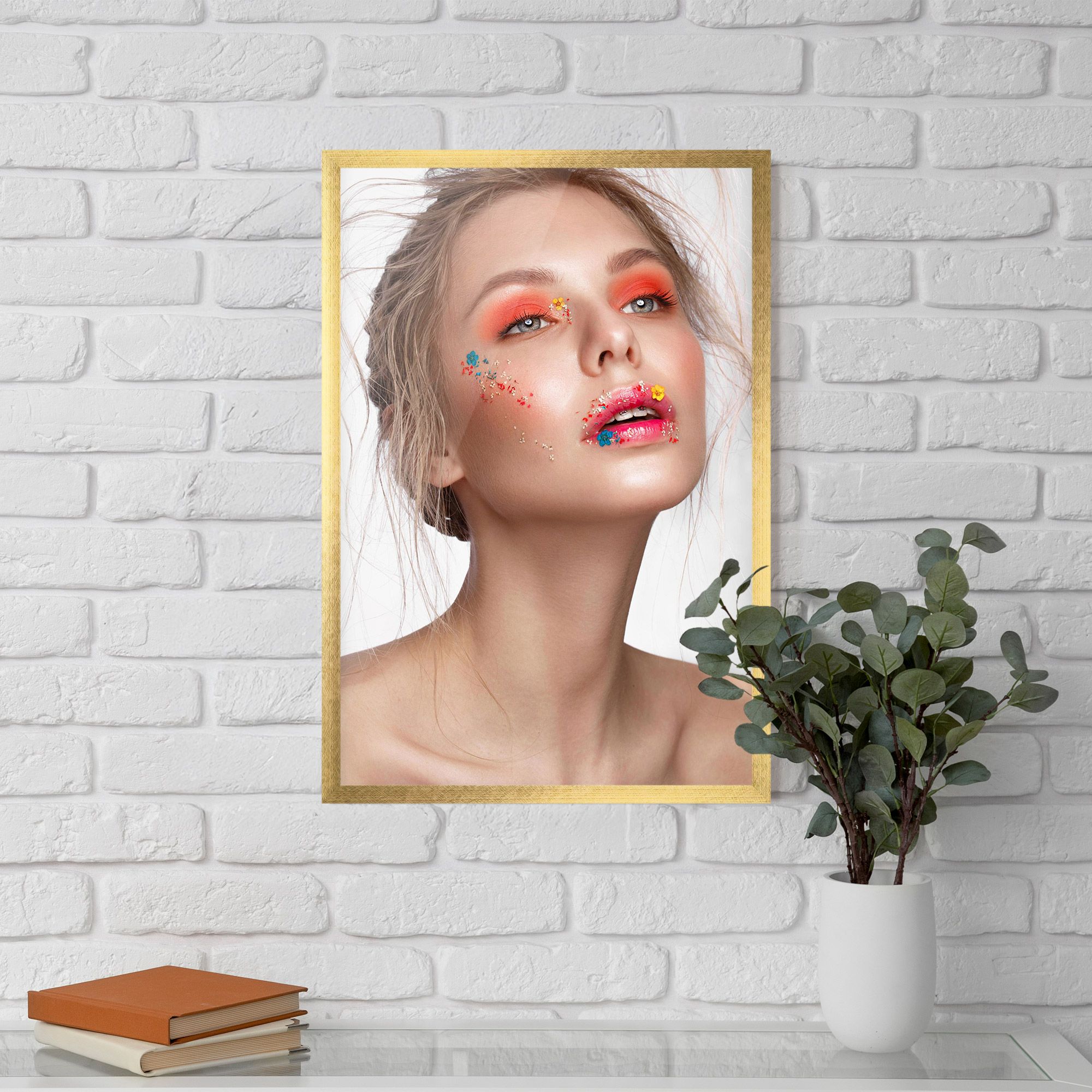 Lips Flower mockup 5