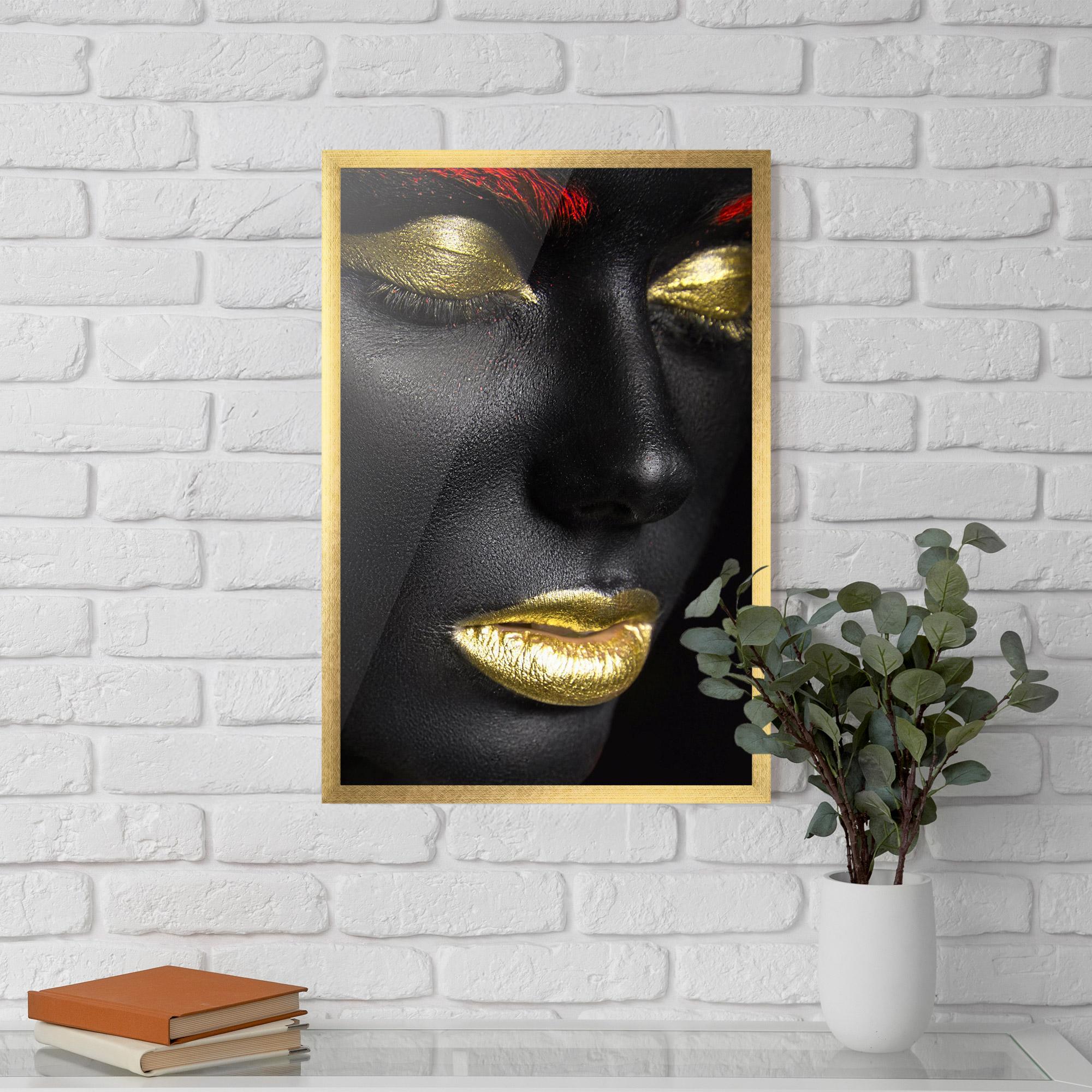 Рамкиран постер Red Eyebrows mockup 5