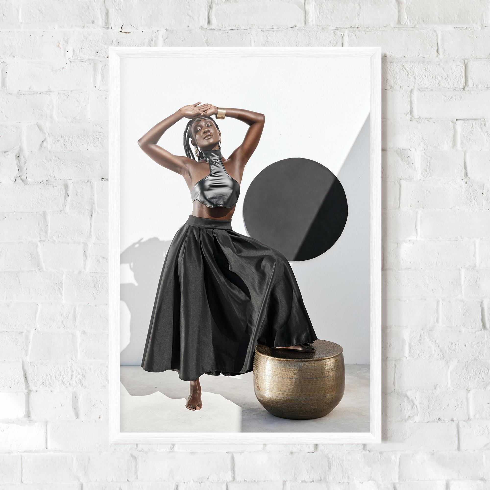 Рамкиран постер Confidence Queen mockup 0