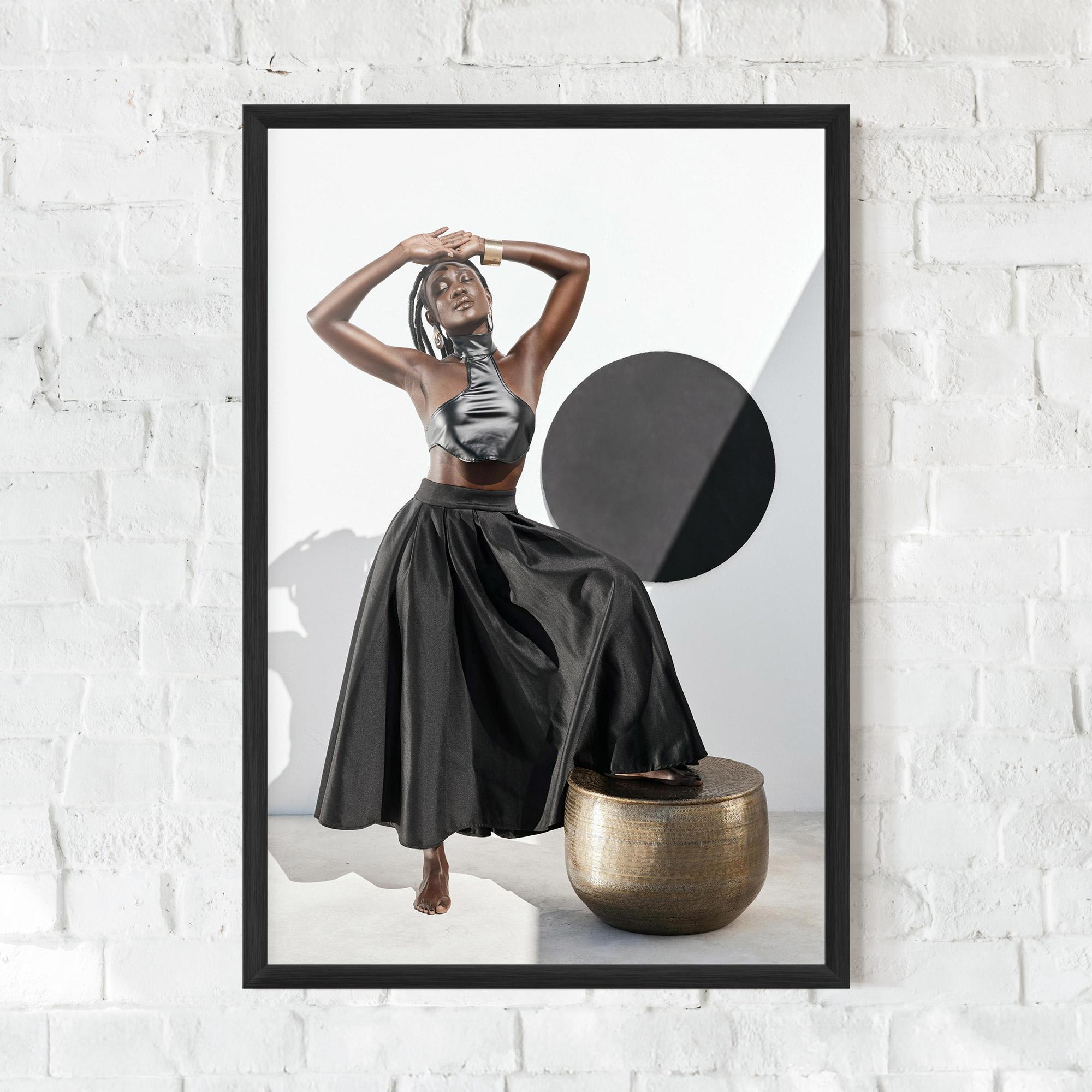 Рамкиран постер Confidence Queen mockup 0