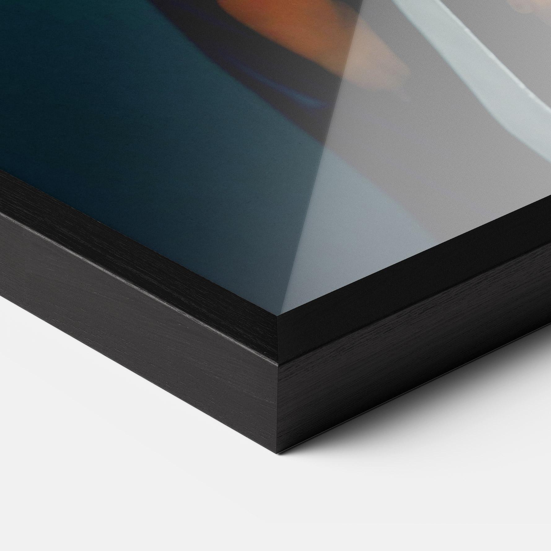 Рамкиран постер Asian Painted Woman mockup 3