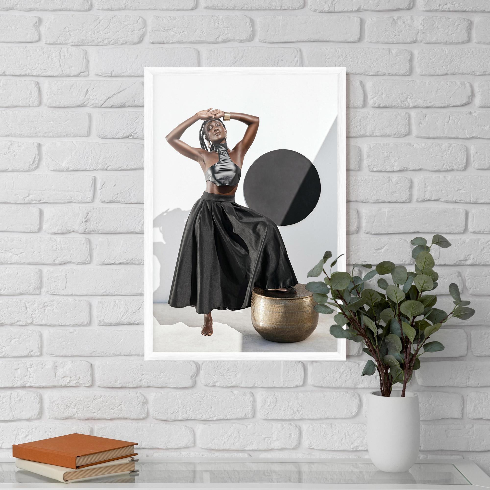 Рамкиран постер Confidence Queen mockup 5