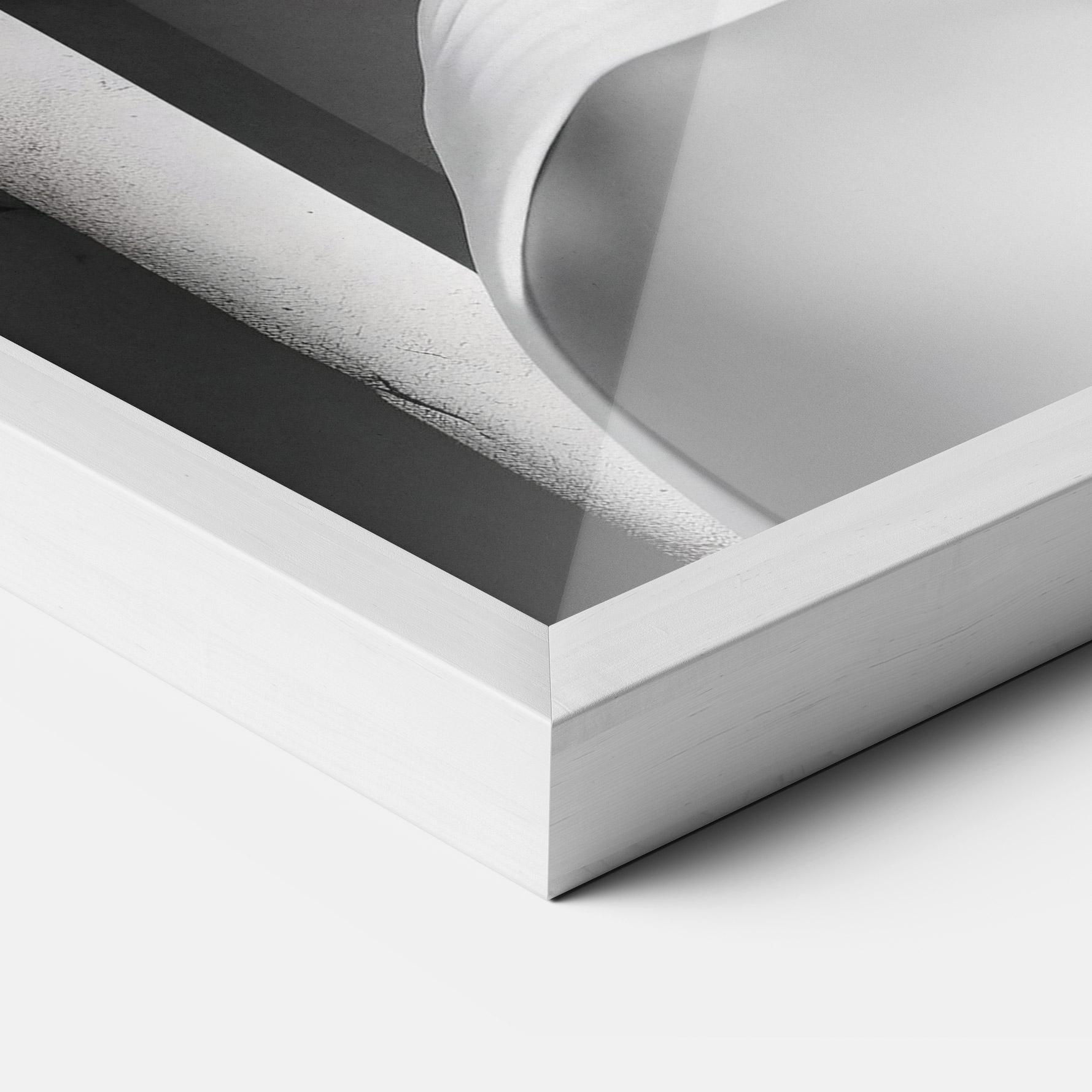 Рамкиран постер Fashion Woman Glasses mockup 3