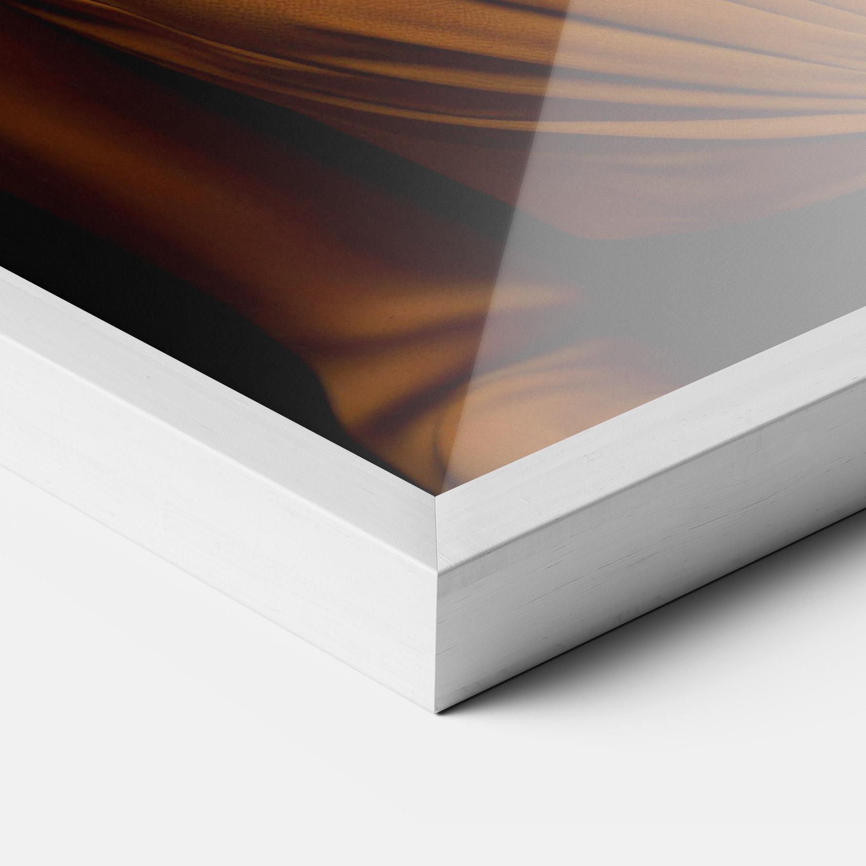 Рамкиран постер Orange Blouse Pearls mockup 3