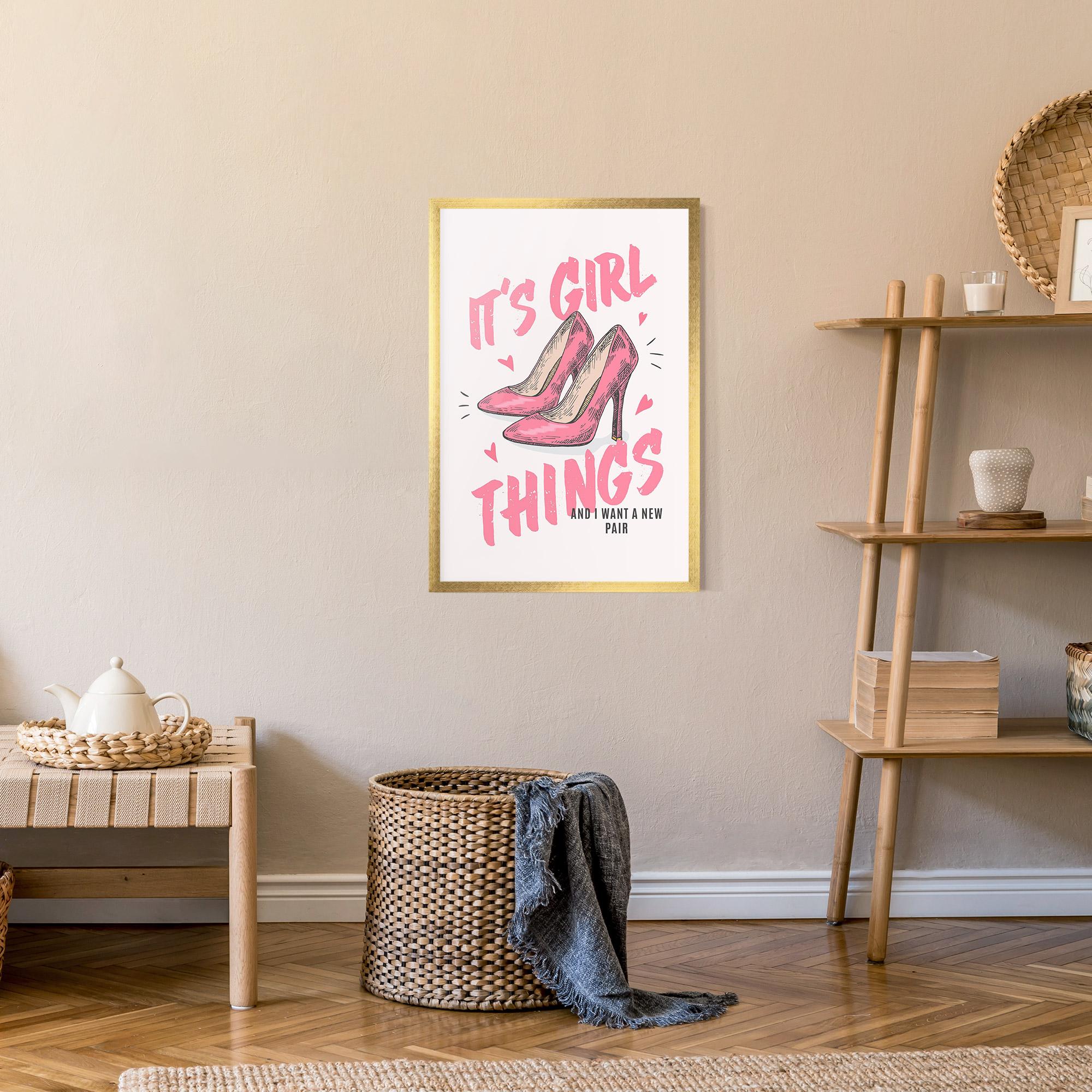 Рамкиран постер Girl Things mockup 9