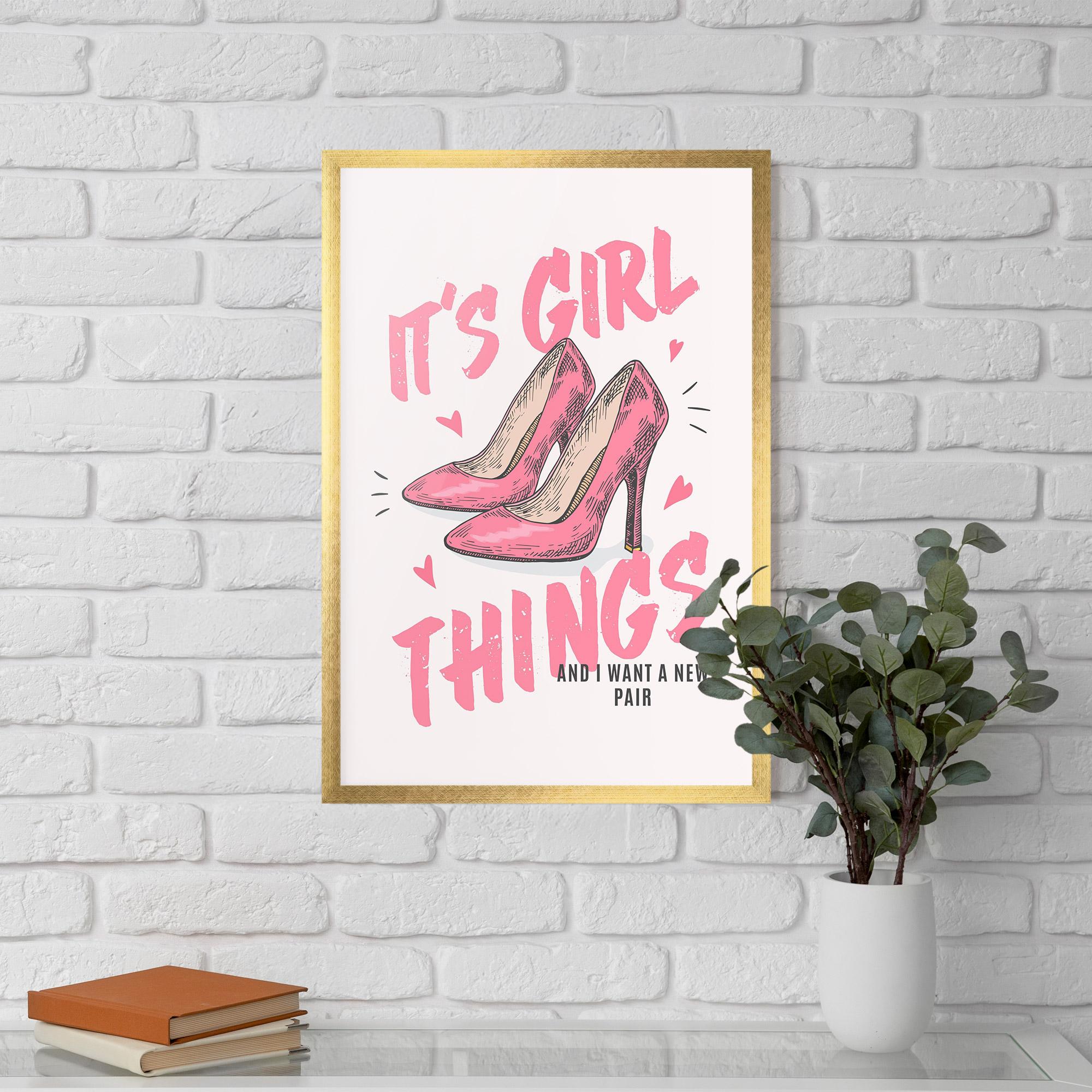 Рамкиран постер Girl Things mockup 5